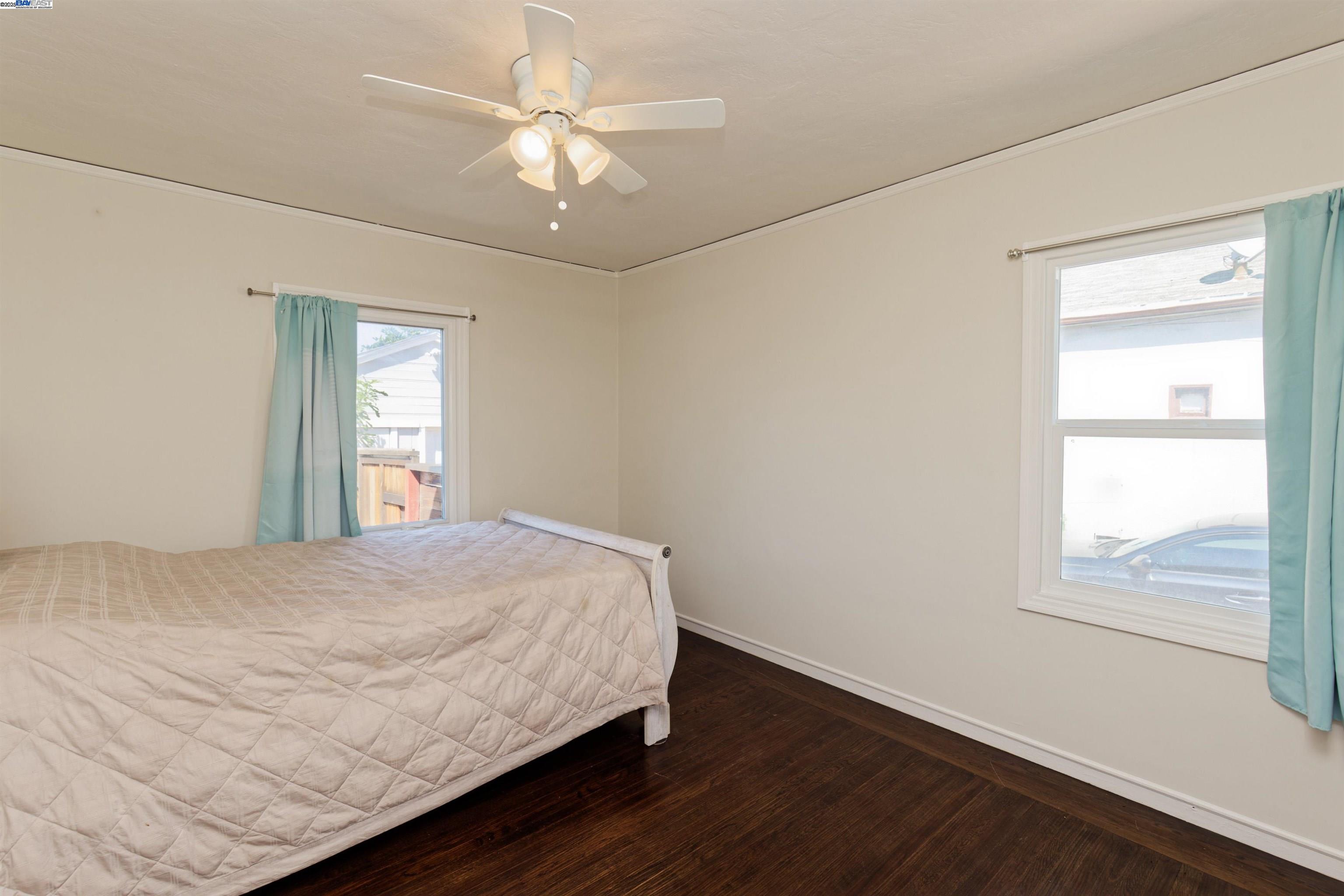 Detail Gallery Image 14 of 22 For 1435 Havenscourt Blvd, Oakland,  CA 94621 - 2 Beds | 1 Baths