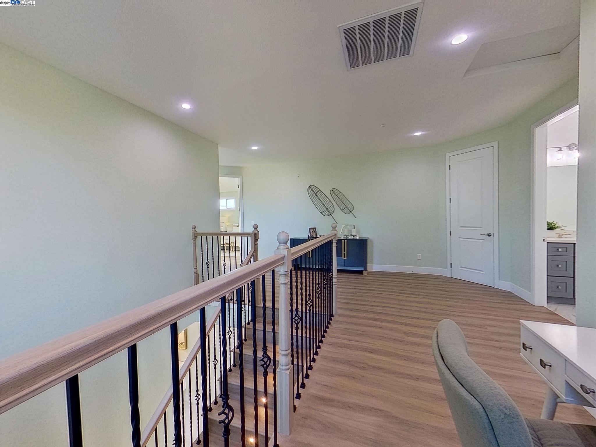 Detail Gallery Image 22 of 60 For 492-494 Sunset Blvd, Hayward,  CA 94541 - – Beds | – Baths