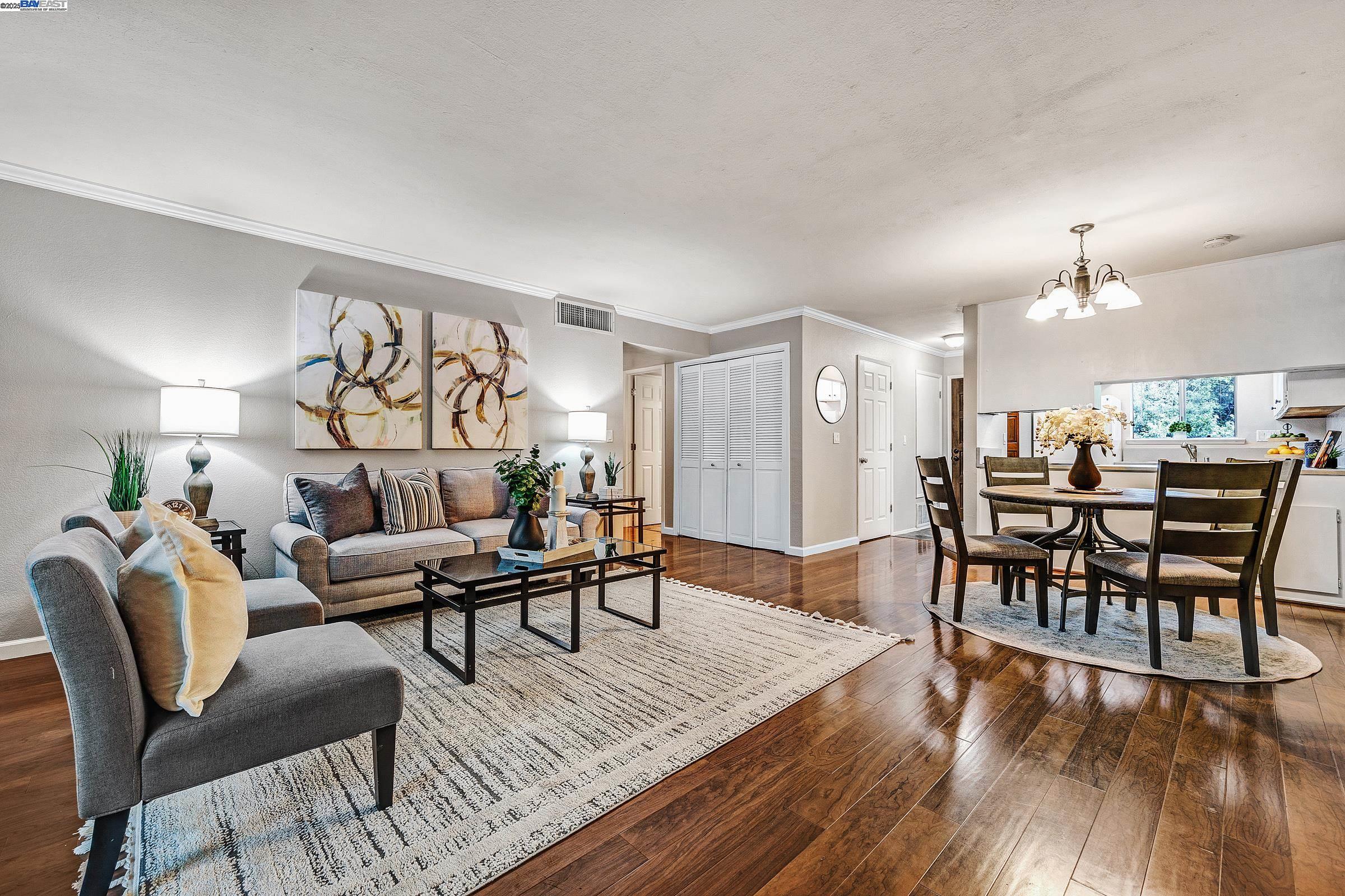 Detail Gallery Image 10 of 25 For 3845 Vineyard Ave #F,  Pleasanton,  CA 94566 - 3 Beds | 2 Baths