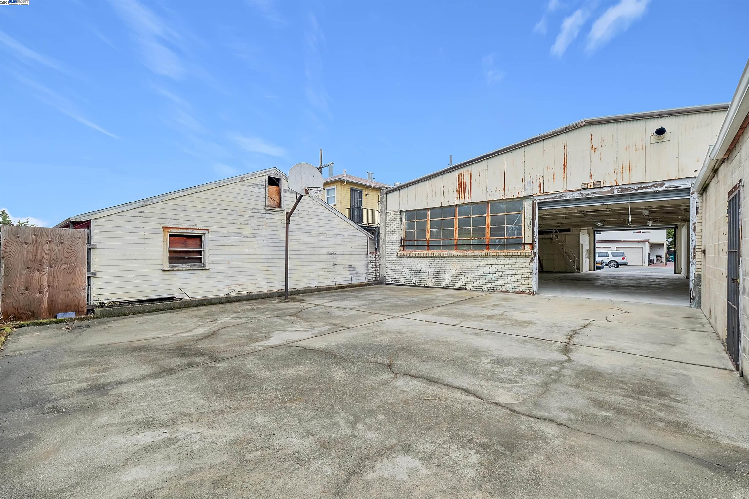 Detail Gallery Image 18 of 21 For , Oakland,  CA 94619 - – Beds | – Baths