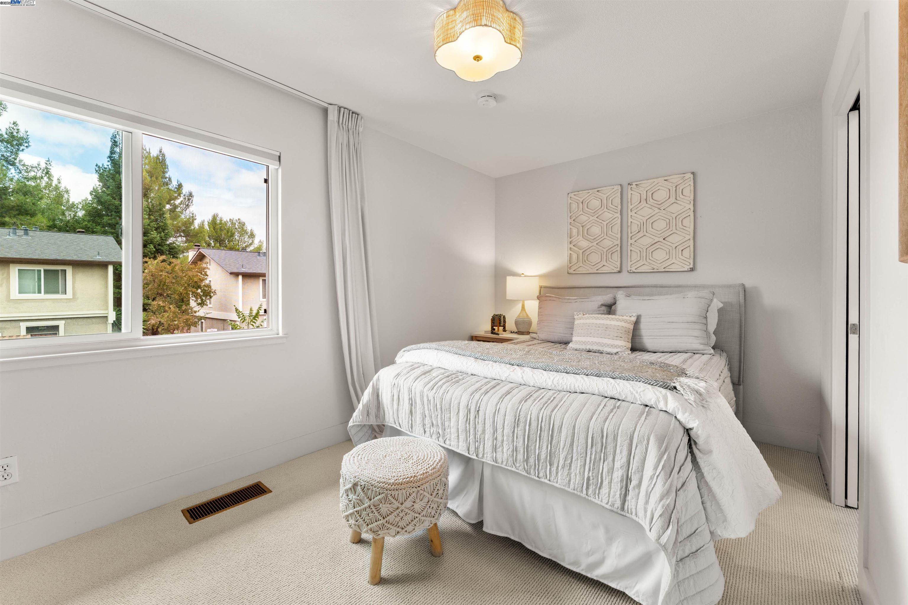 Detail Gallery Image 21 of 45 For 1949 Paseo Laguna Seco, Livermore,  CA 94551 - 2 Beds | 1/1 Baths