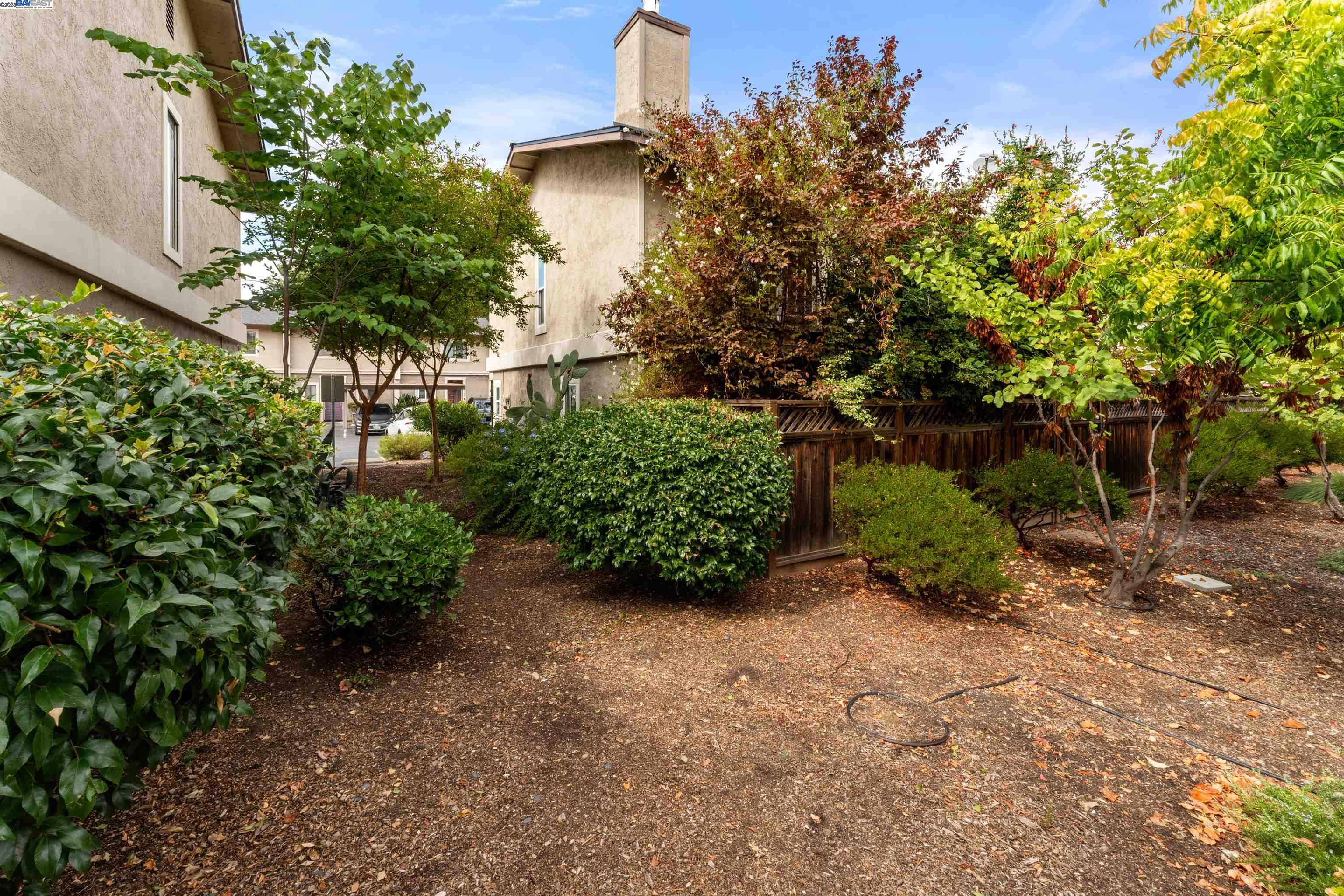 Detail Gallery Image 45 of 45 For 1949 Paseo Laguna Seco, Livermore,  CA 94551 - 2 Beds | 1/1 Baths