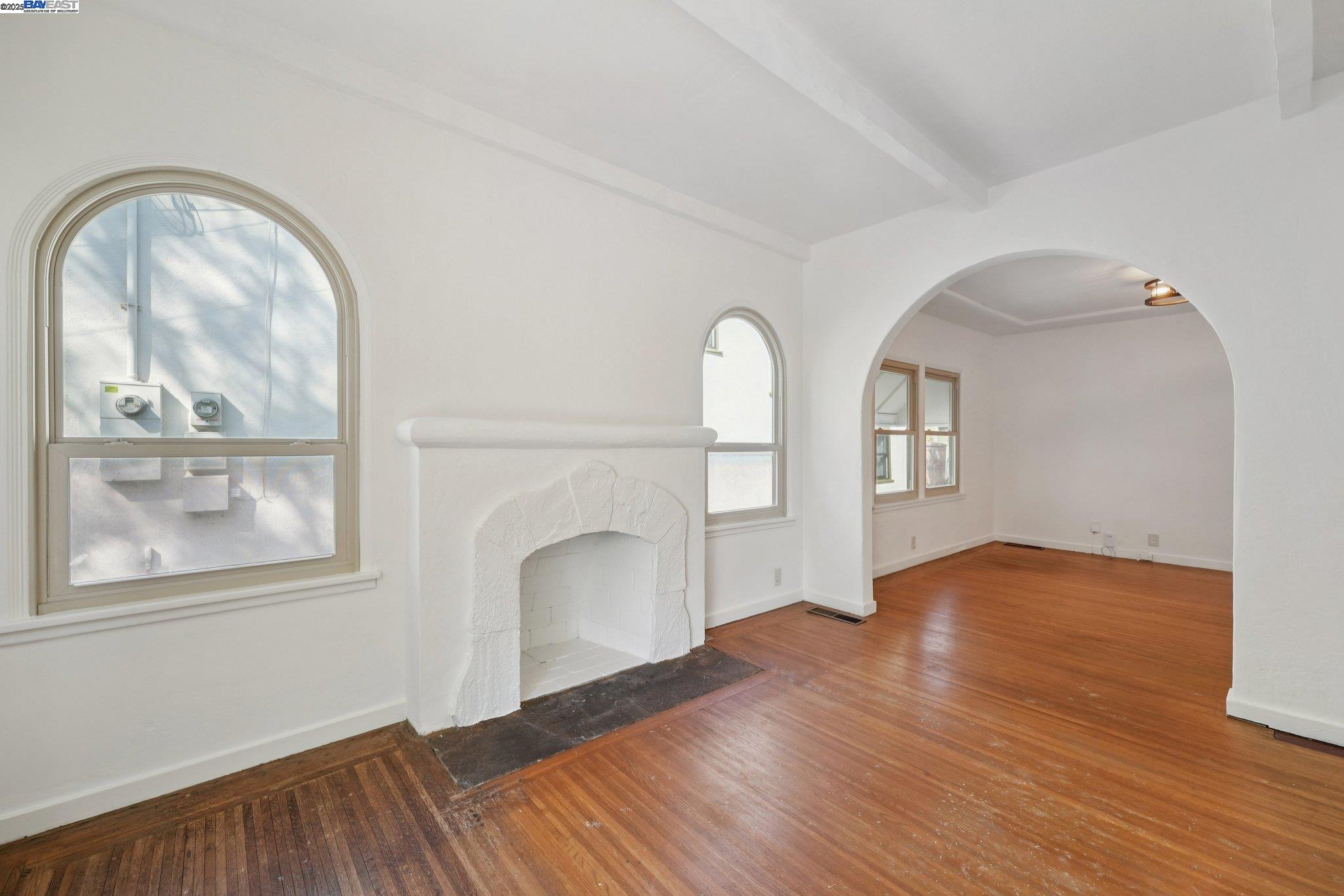 Detail Gallery Image 10 of 58 For 2510 Delmer St, Oakland,  CA 94602 - 2 Beds | 1 Baths