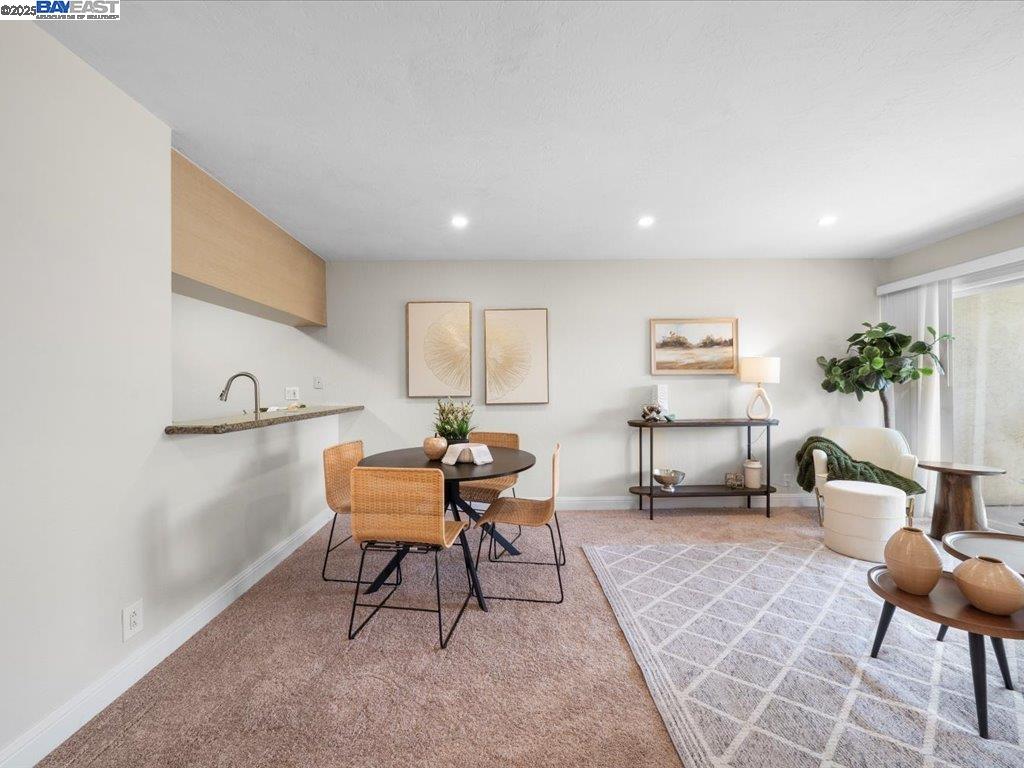 Detail Gallery Image 9 of 31 For 1085 Murrieta Blvd #318,  Livermore,  CA 94550 - 2 Beds | 1 Baths