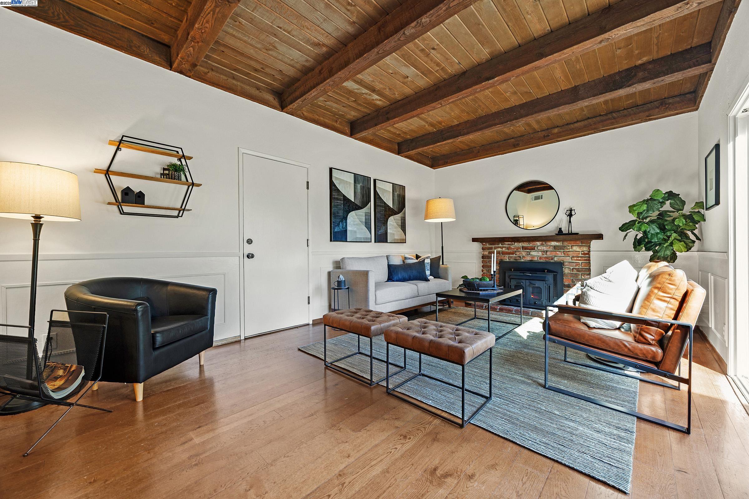 Detail Gallery Image 14 of 28 For 11693 Solana Drive, Dublin,  CA 94568 - 4 Beds | 2/1 Baths