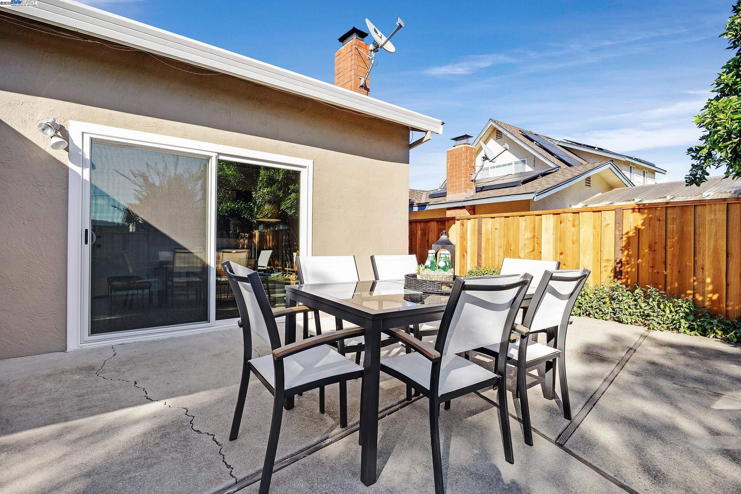 Detail Gallery Image 27 of 28 For 11693 Solana Drive, Dublin,  CA 94568 - 4 Beds | 2/1 Baths