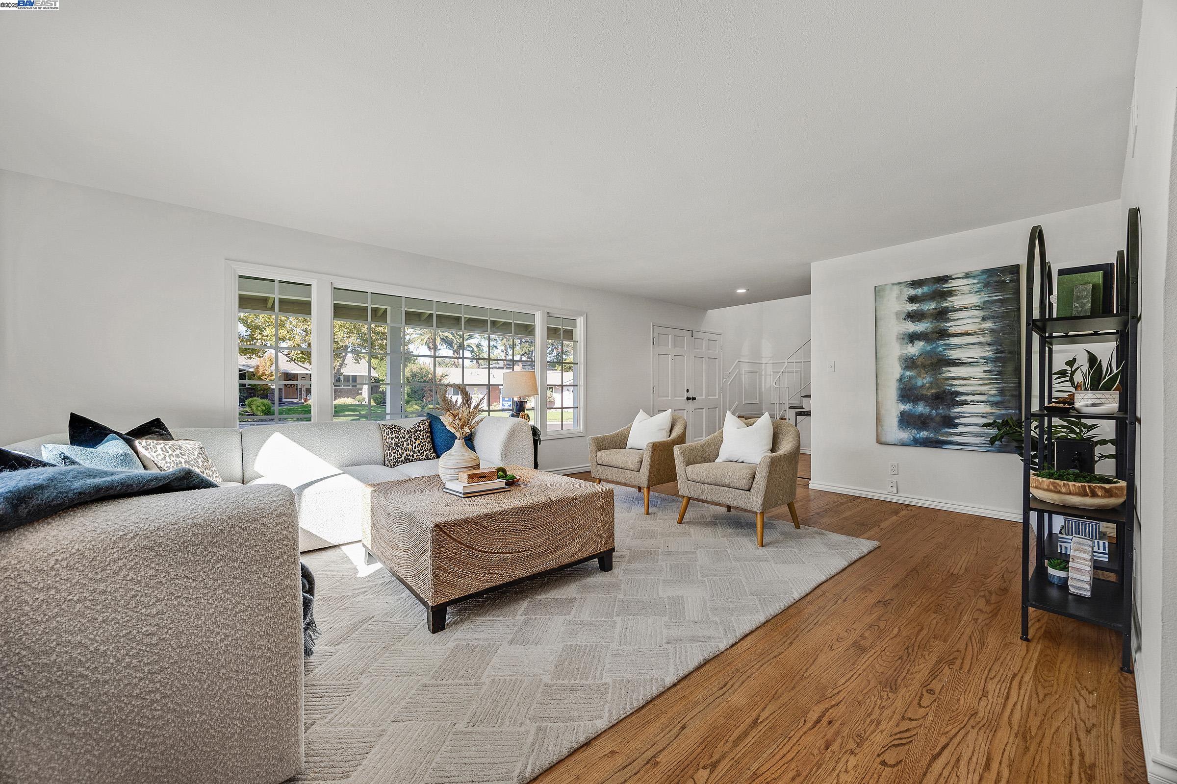 Detail Gallery Image 5 of 28 For 11693 Solana Drive, Dublin,  CA 94568 - 4 Beds | 2/1 Baths