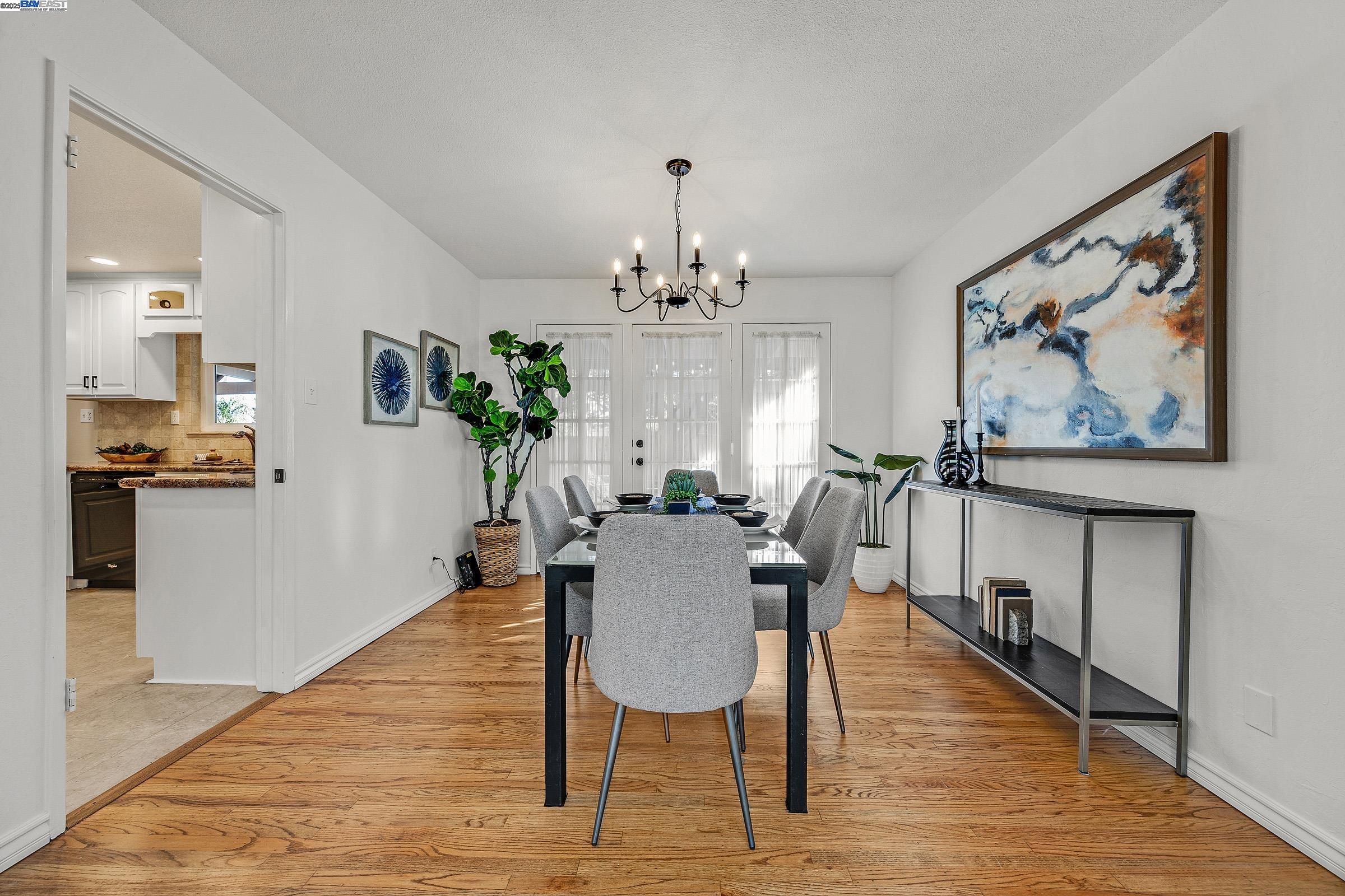 Detail Gallery Image 6 of 28 For 11693 Solana Drive, Dublin,  CA 94568 - 4 Beds | 2/1 Baths