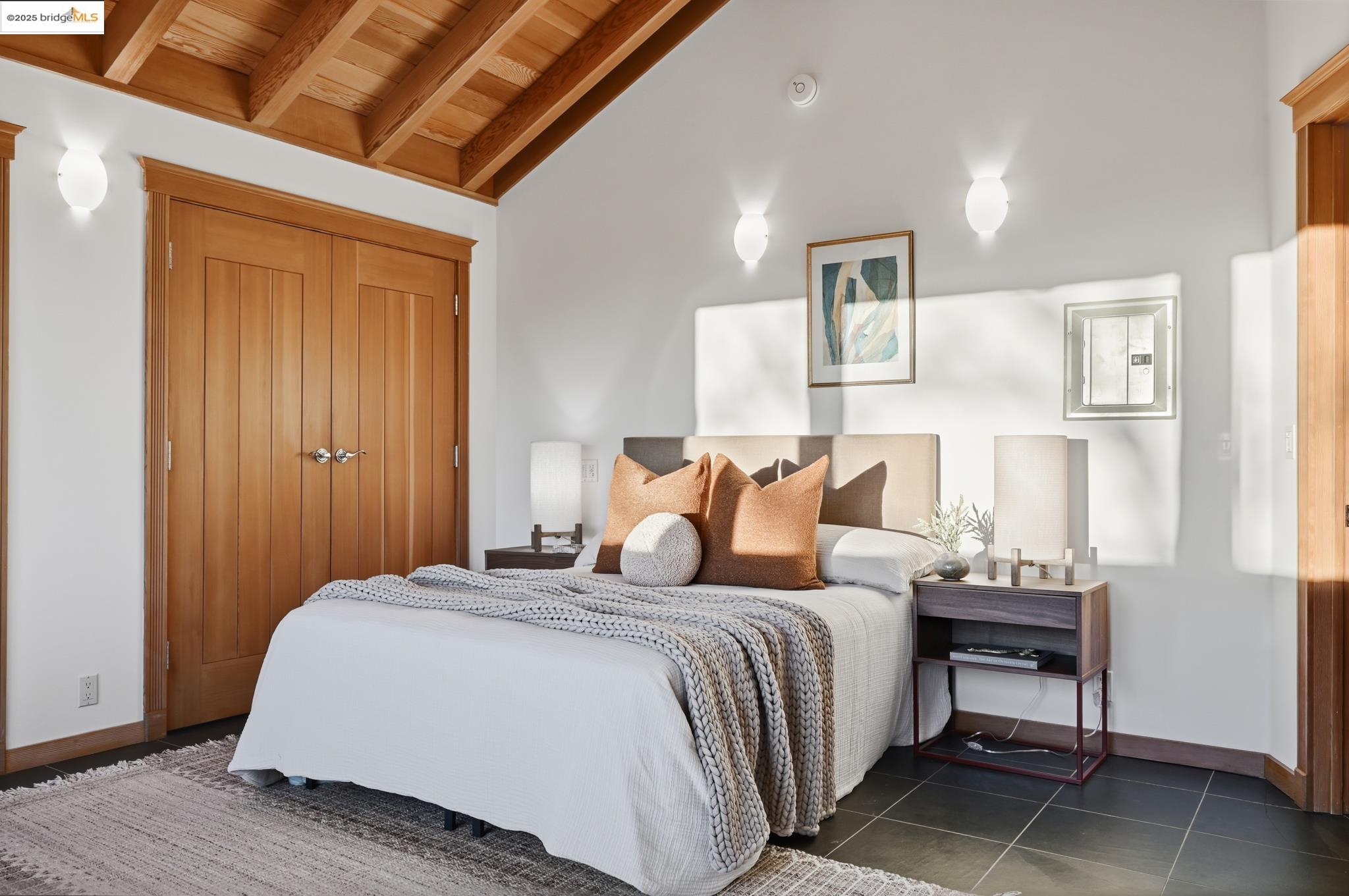 Detail Gallery Image 21 of 44 For 5729 Buena Vista Ave, Oakland,  CA 94618 - 2 Beds | 2 Baths