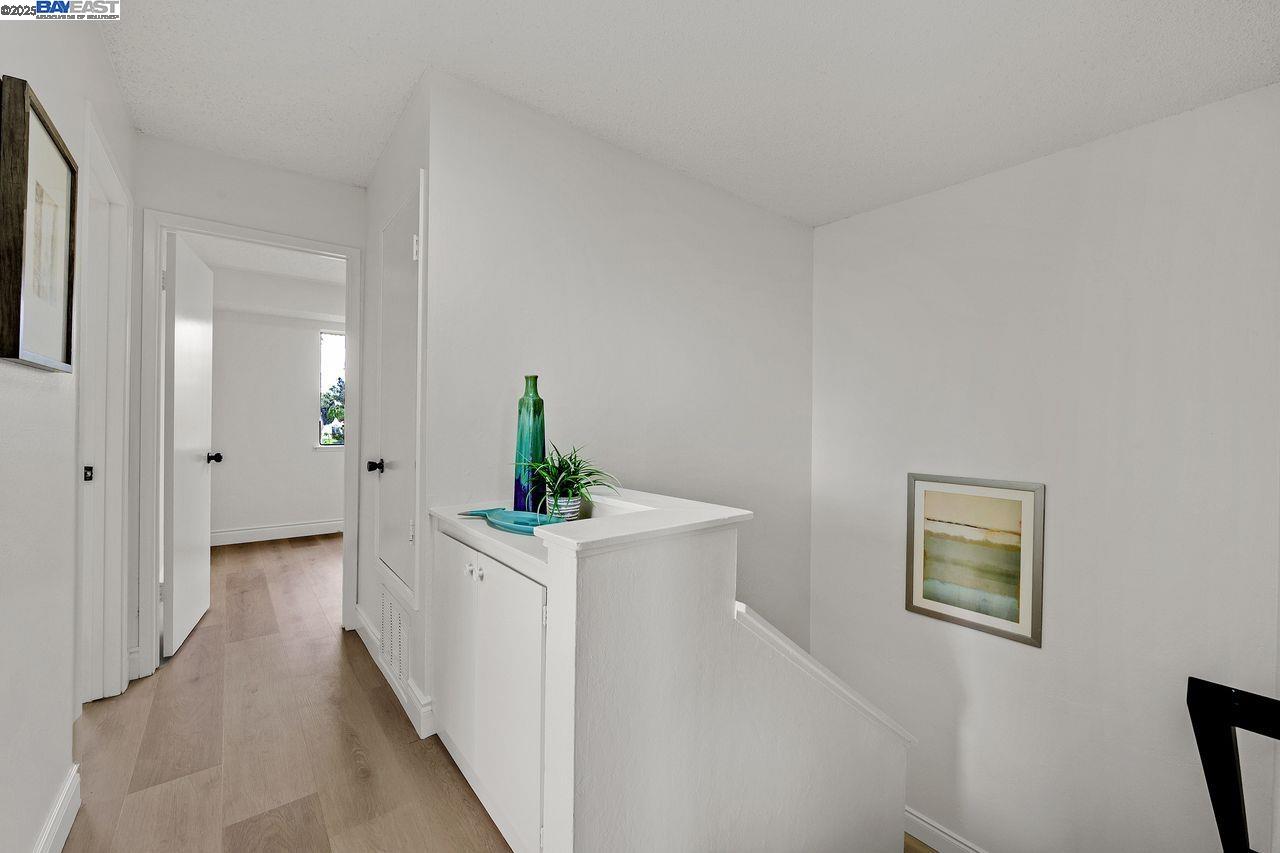 Detail Gallery Image 13 of 41 For 4201 Saturn Way, Union City,  CA 94587-4021 - 4 Beds | 2/1 Baths