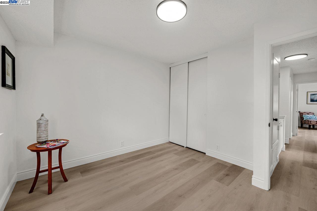 Detail Gallery Image 14 of 41 For 4201 Saturn Way, Union City,  CA 94587-4021 - 4 Beds | 2/1 Baths