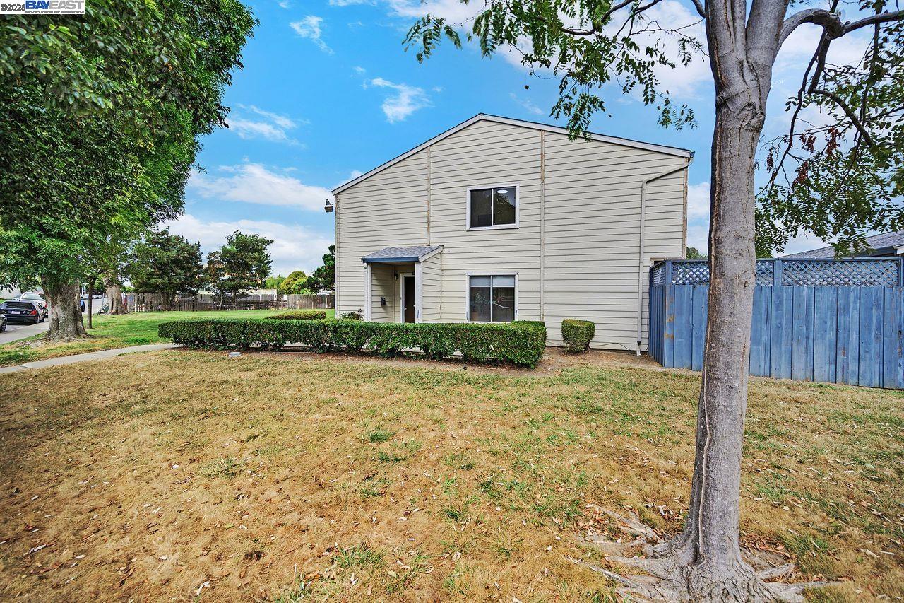 Detail Gallery Image 32 of 41 For 4201 Saturn Way, Union City,  CA 94587-4021 - 4 Beds | 2/1 Baths