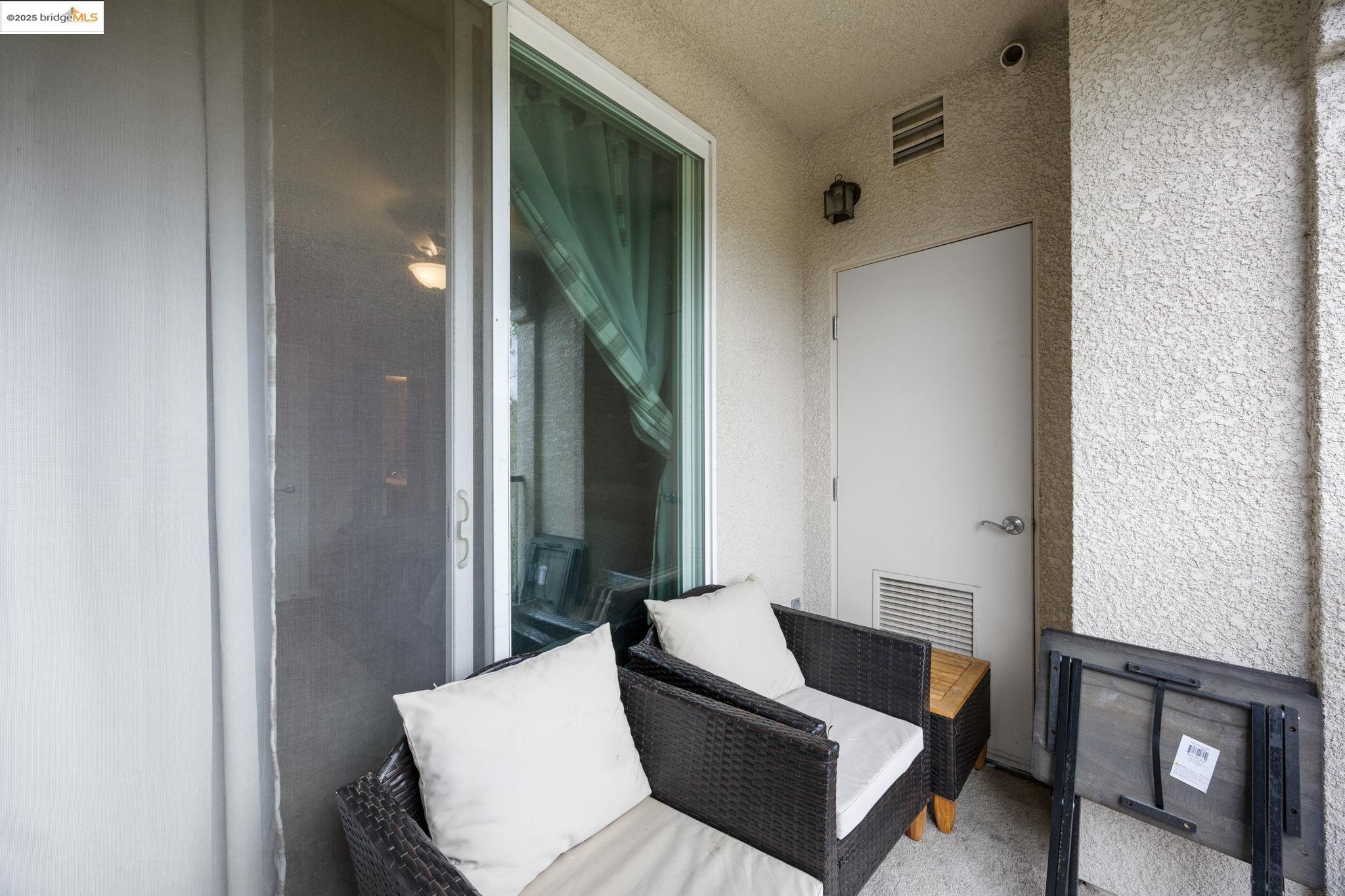 Detail Gallery Image 17 of 30 For 3290 Maguire Way #208,  Dublin,  CA 94568 - 1 Beds | 1 Baths