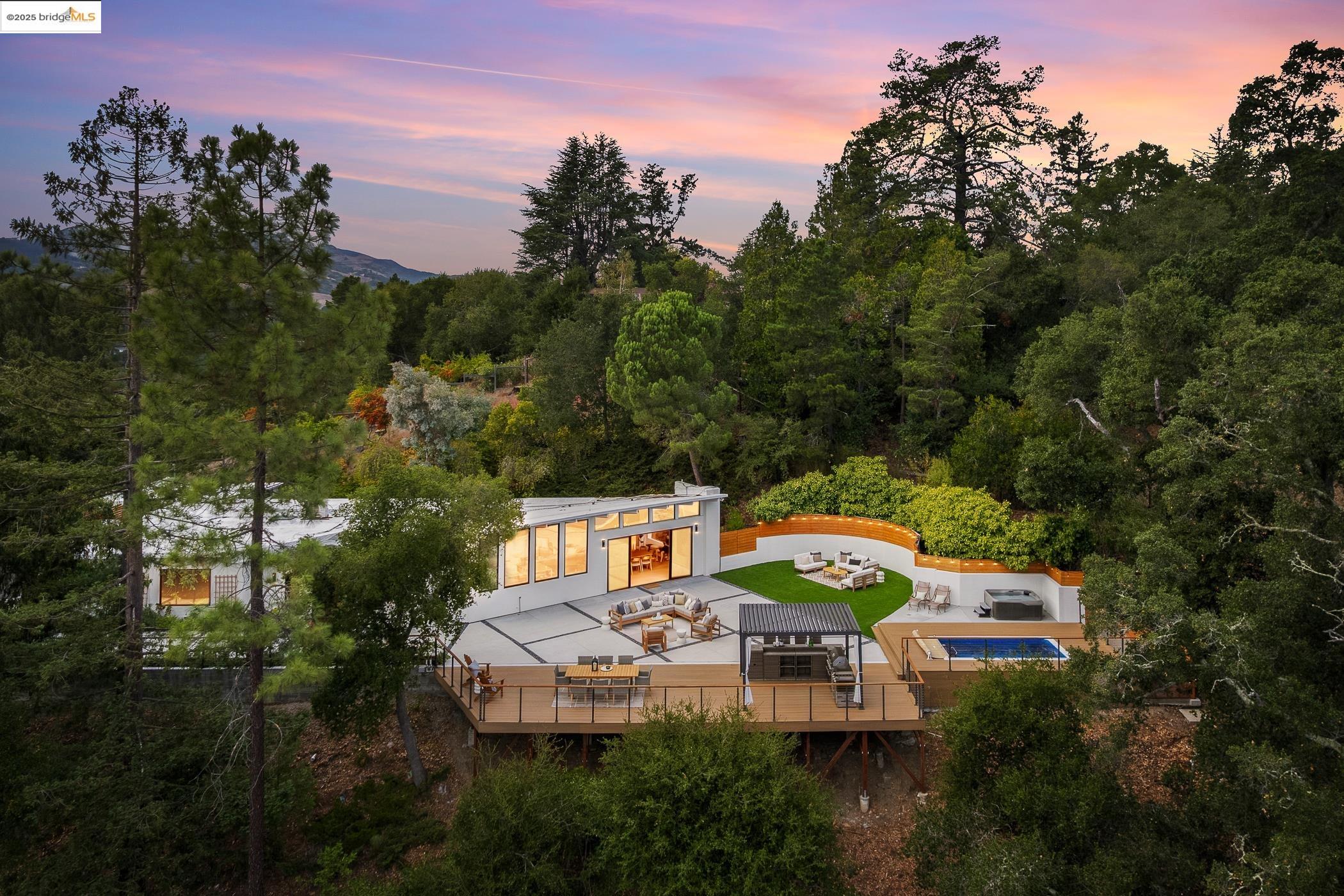 Front Image Thumbnail for EB41114946