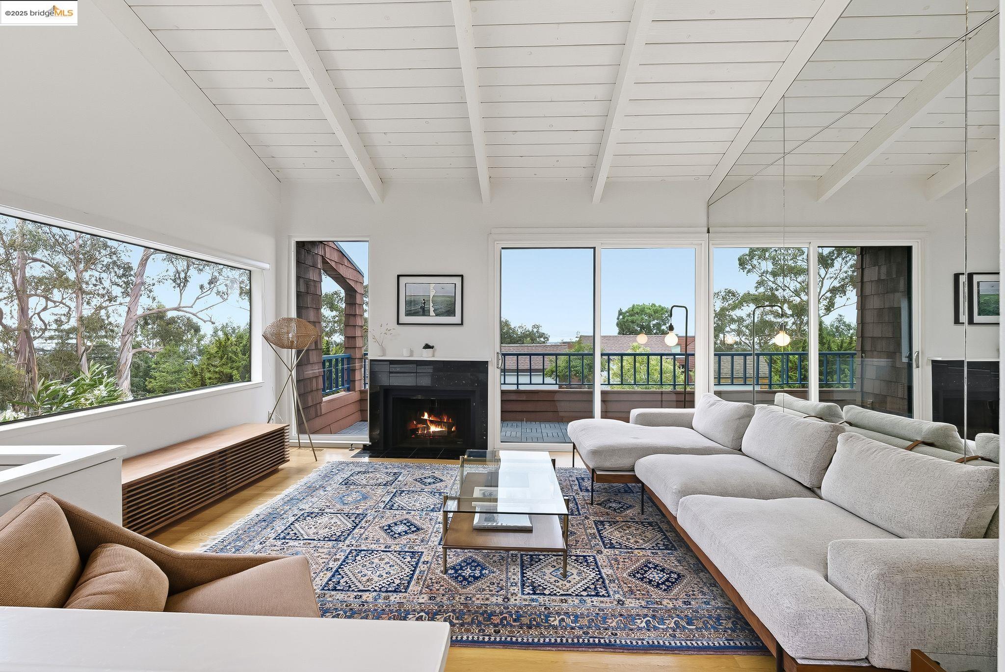 Front Image Thumbnail for EB41114950