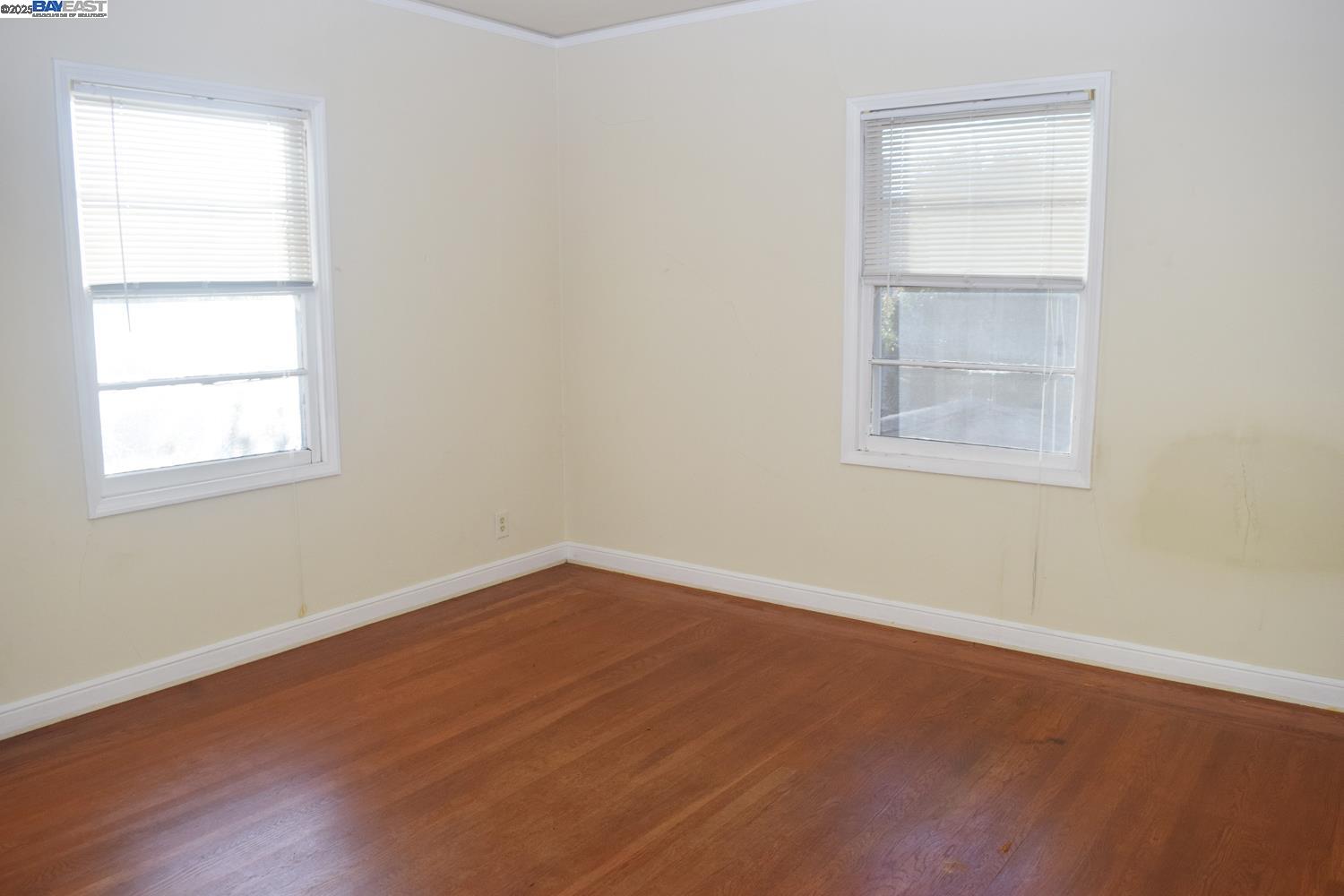 Detail Gallery Image 15 of 22 For 975 Pearl St, Alameda,  CA 94501 - 2 Beds | 2 Baths