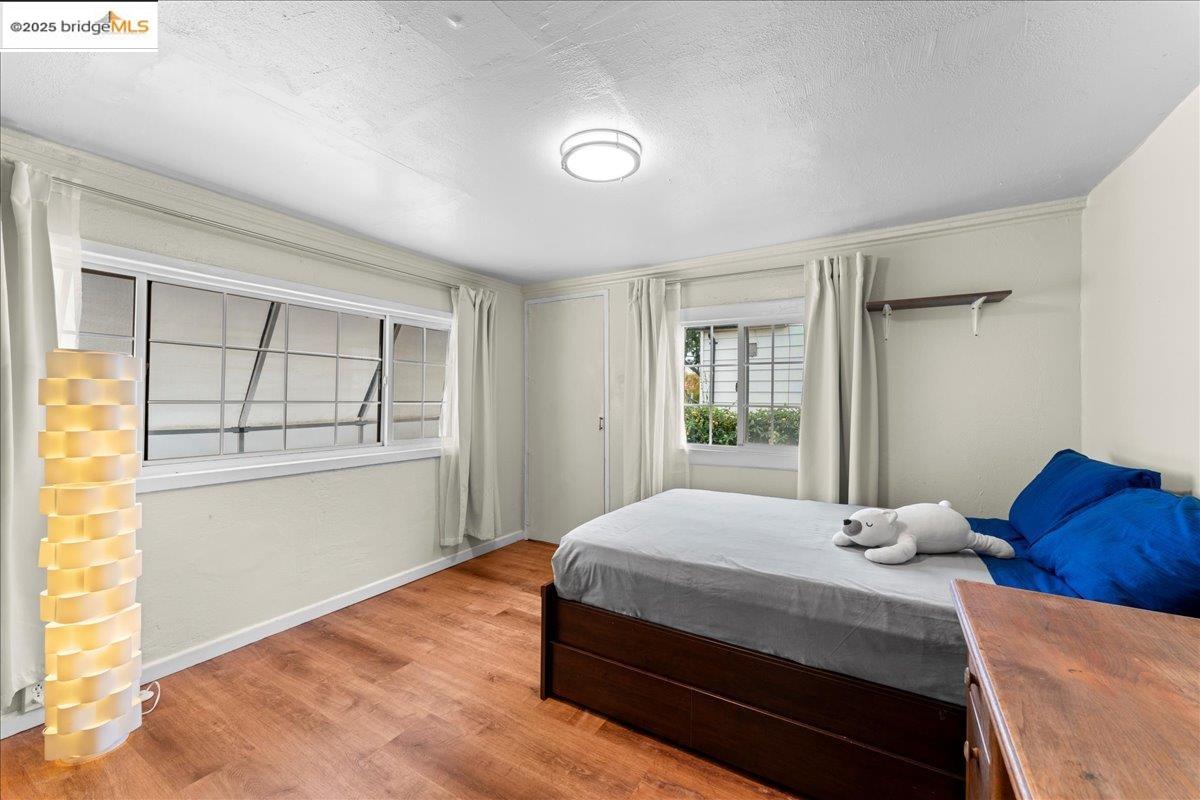 Detail Gallery Image 13 of 17 For 10430 Voltaire Ave, Oakland,  CA 94603 - 2 Beds | 1 Baths