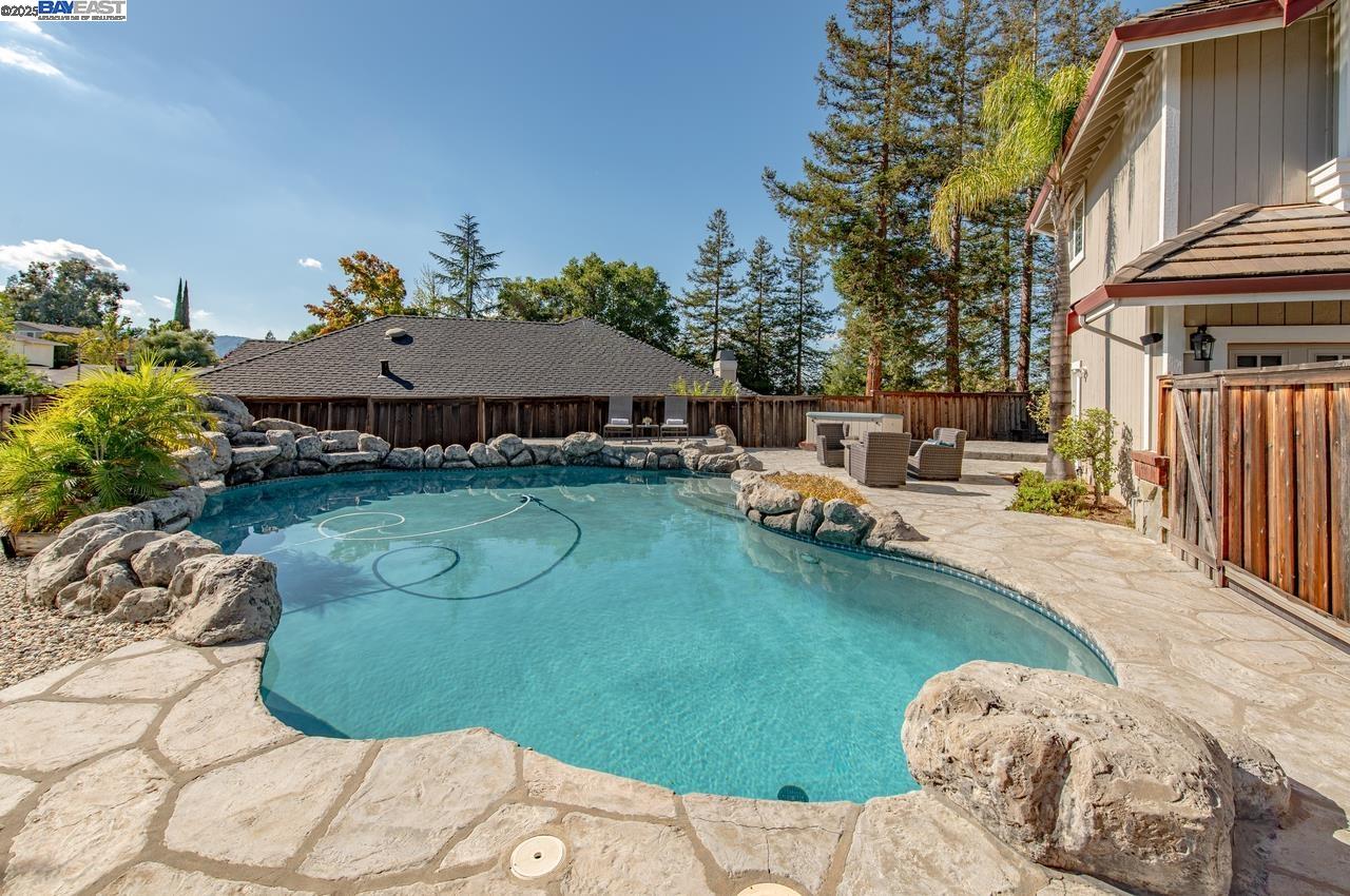 Detail Gallery Image 48 of 59 For 2947 Chardonnay Dr, Pleasanton,  CA 94566 - 4 Beds | 2/1 Baths