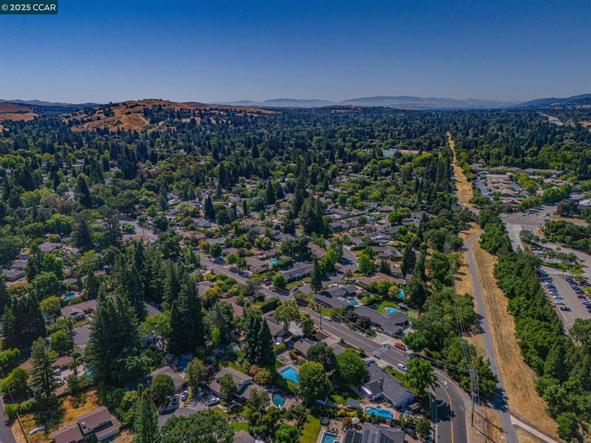 Detail Gallery Image 58 of 60 For 323 Laurel Dr, Danville,  CA 94526 - 4 Beds | 2/1 Baths