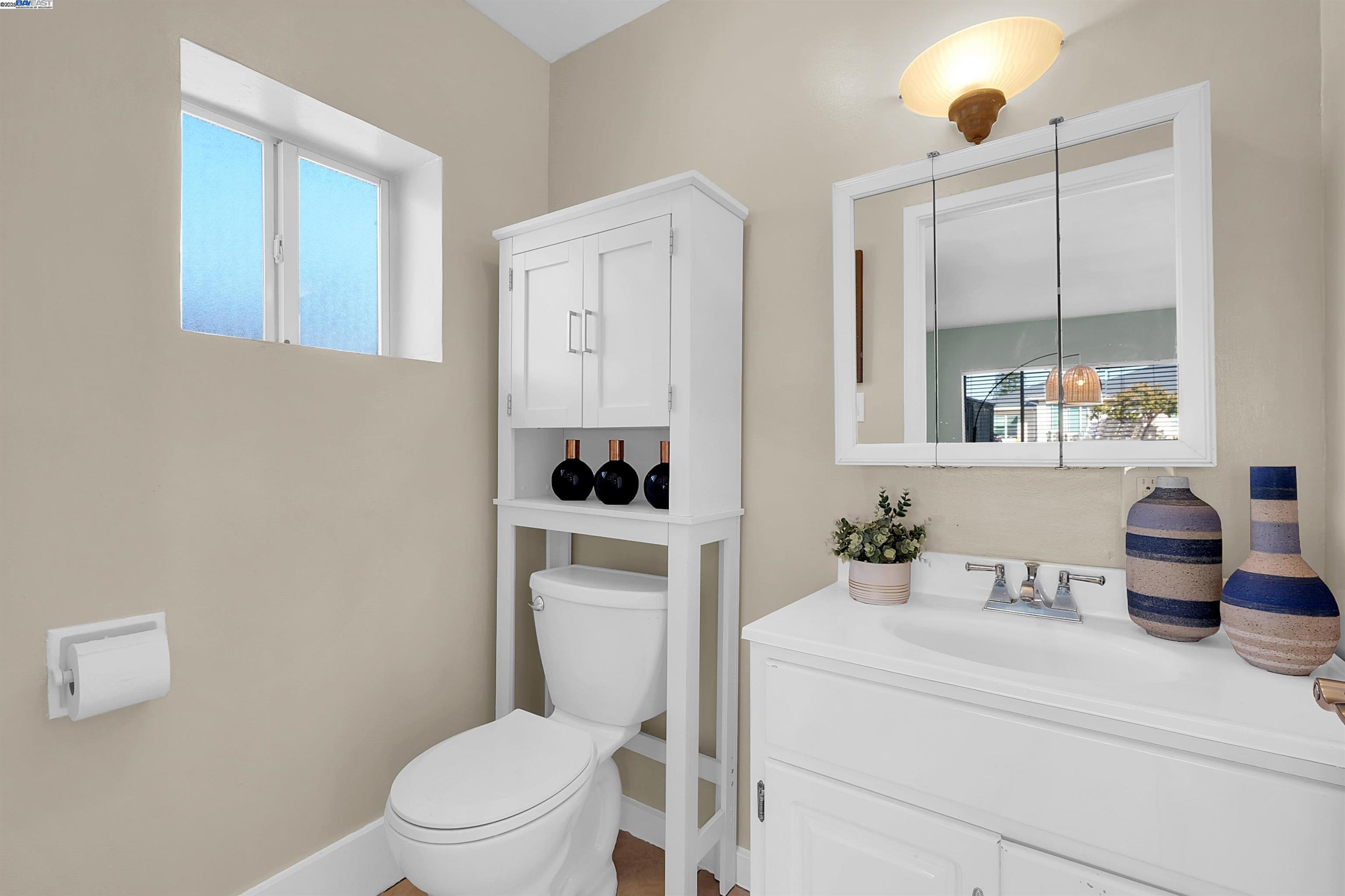 Detail Gallery Image 22 of 57 For 24920 Soto Rd, Hayward,  CA 94544 - 5 Beds | 3/1 Baths