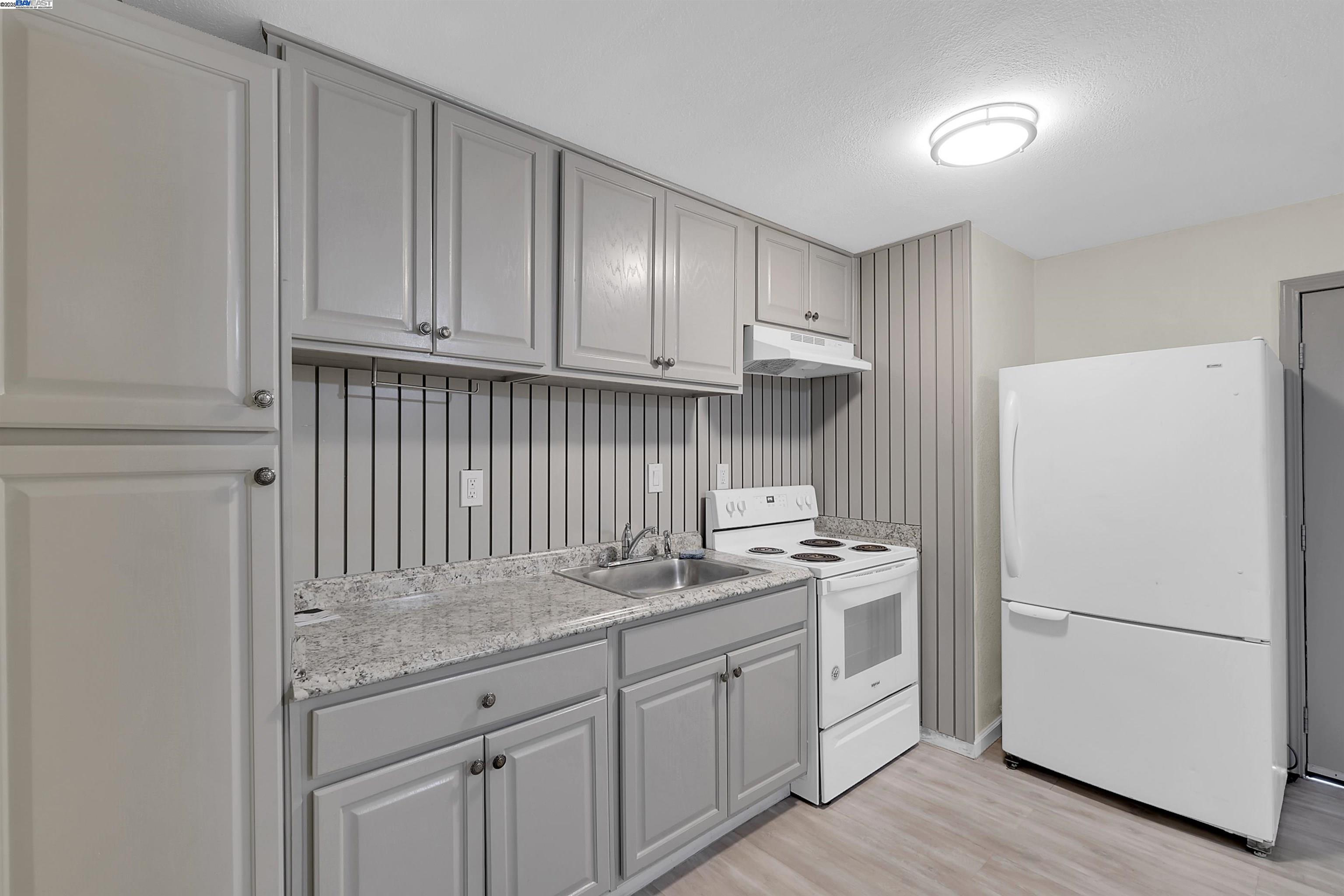 Detail Gallery Image 42 of 52 For 24920 Soto Rd, Hayward,  CA 94544 - 5 Beds | 3/1 Baths