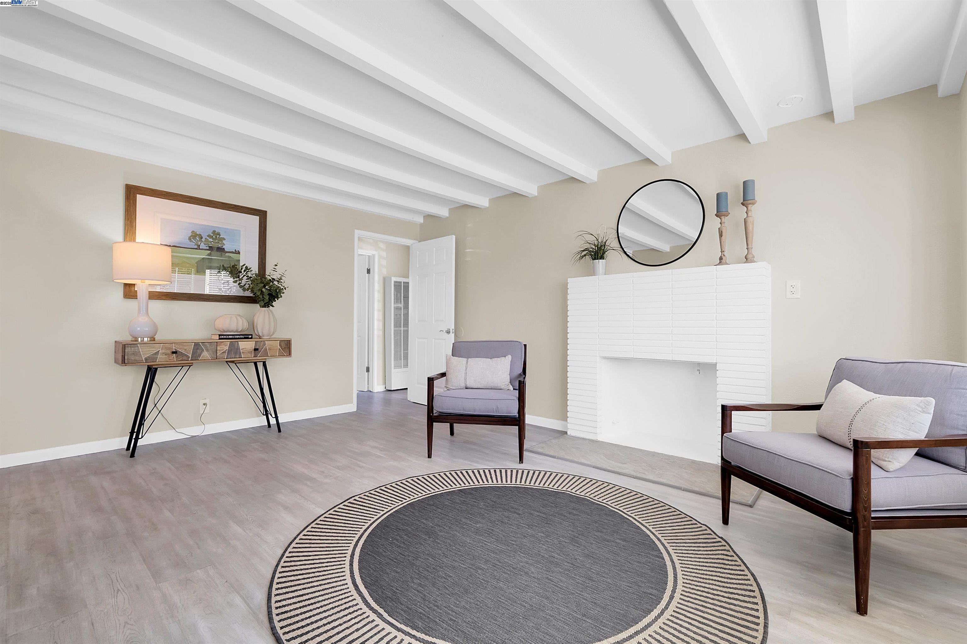 Detail Gallery Image 7 of 57 For 24920 Soto Rd, Hayward,  CA 94544 - 5 Beds | 3/1 Baths