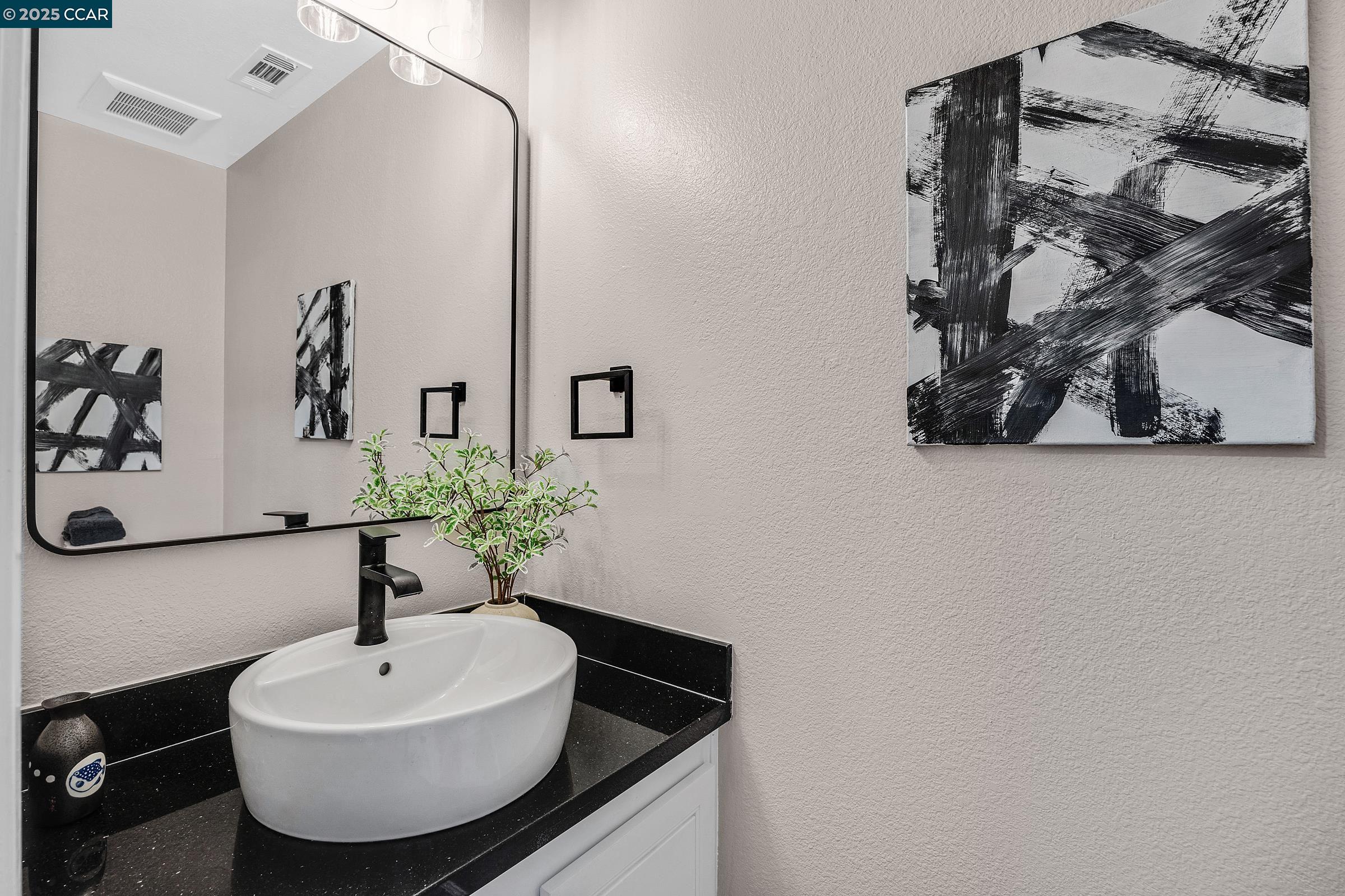 Photo #9: 41114987 Listing: Photo #9