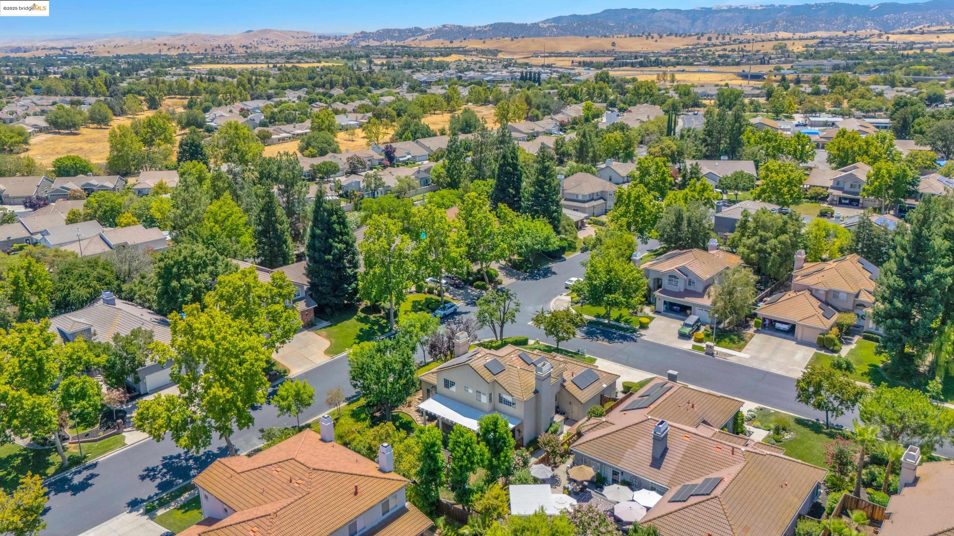 Detail Gallery Image 44 of 51 For 805 Devonshire Loop, Brentwood,  CA 94513 - 4 Beds | 3 Baths