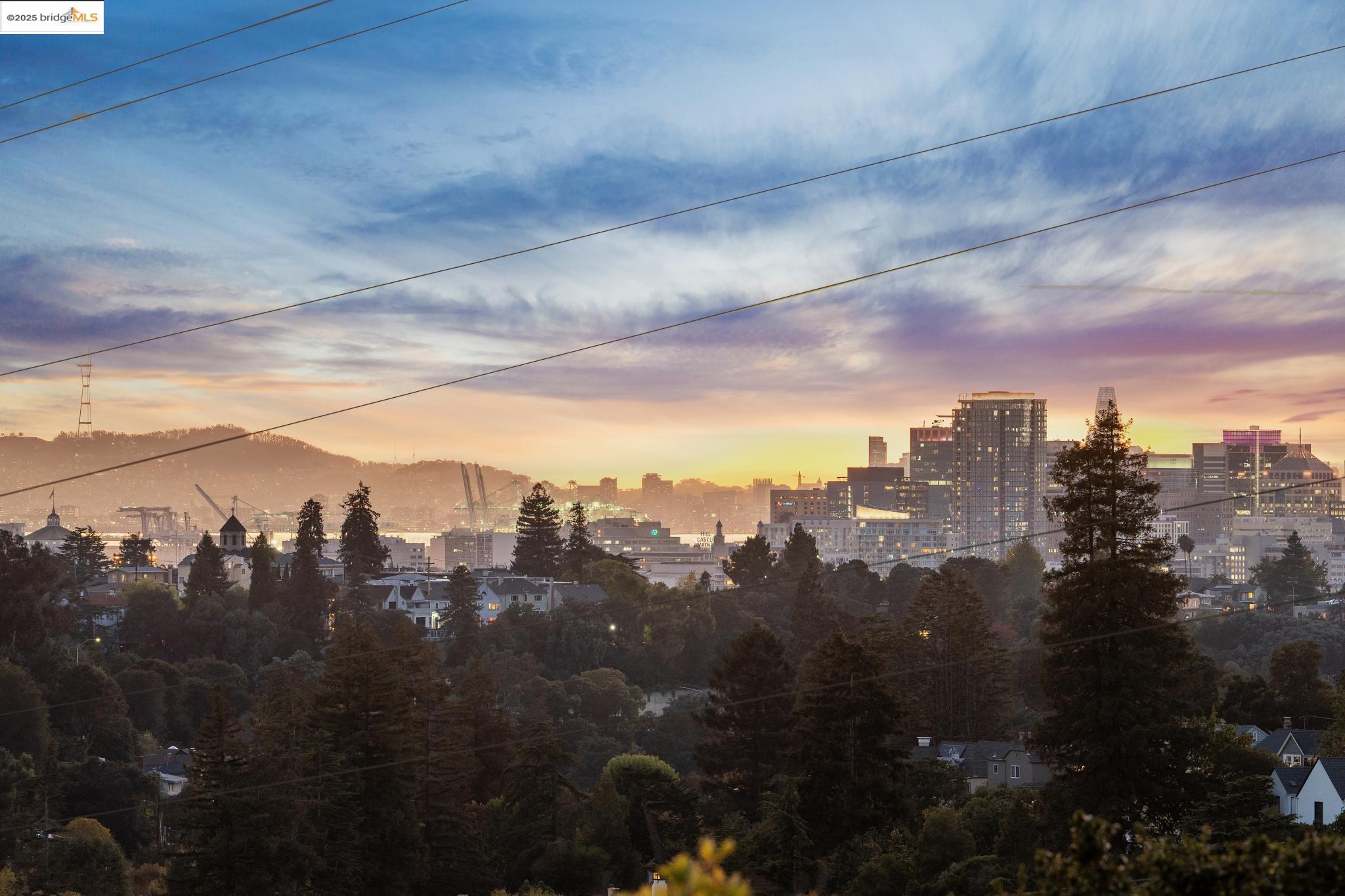 Detail Gallery Image 24 of 53 For 1107 Wellington St, Oakland,  CA 94602 - 3 Beds | 3 Baths