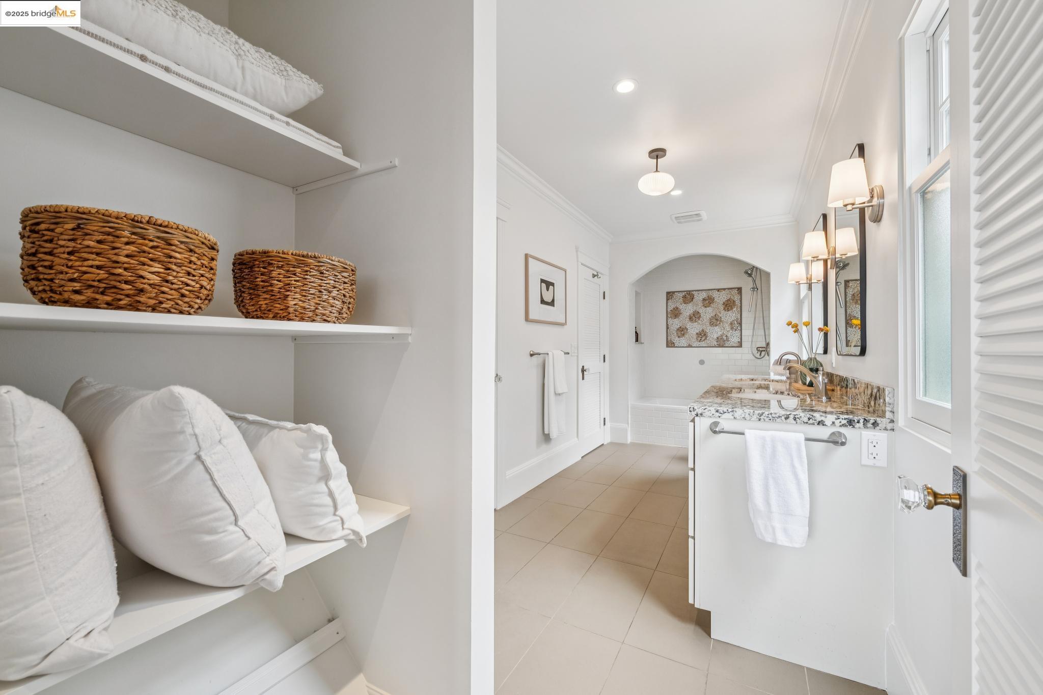 Detail Gallery Image 32 of 53 For 1107 Wellington St, Oakland,  CA 94602 - 3 Beds | 3 Baths