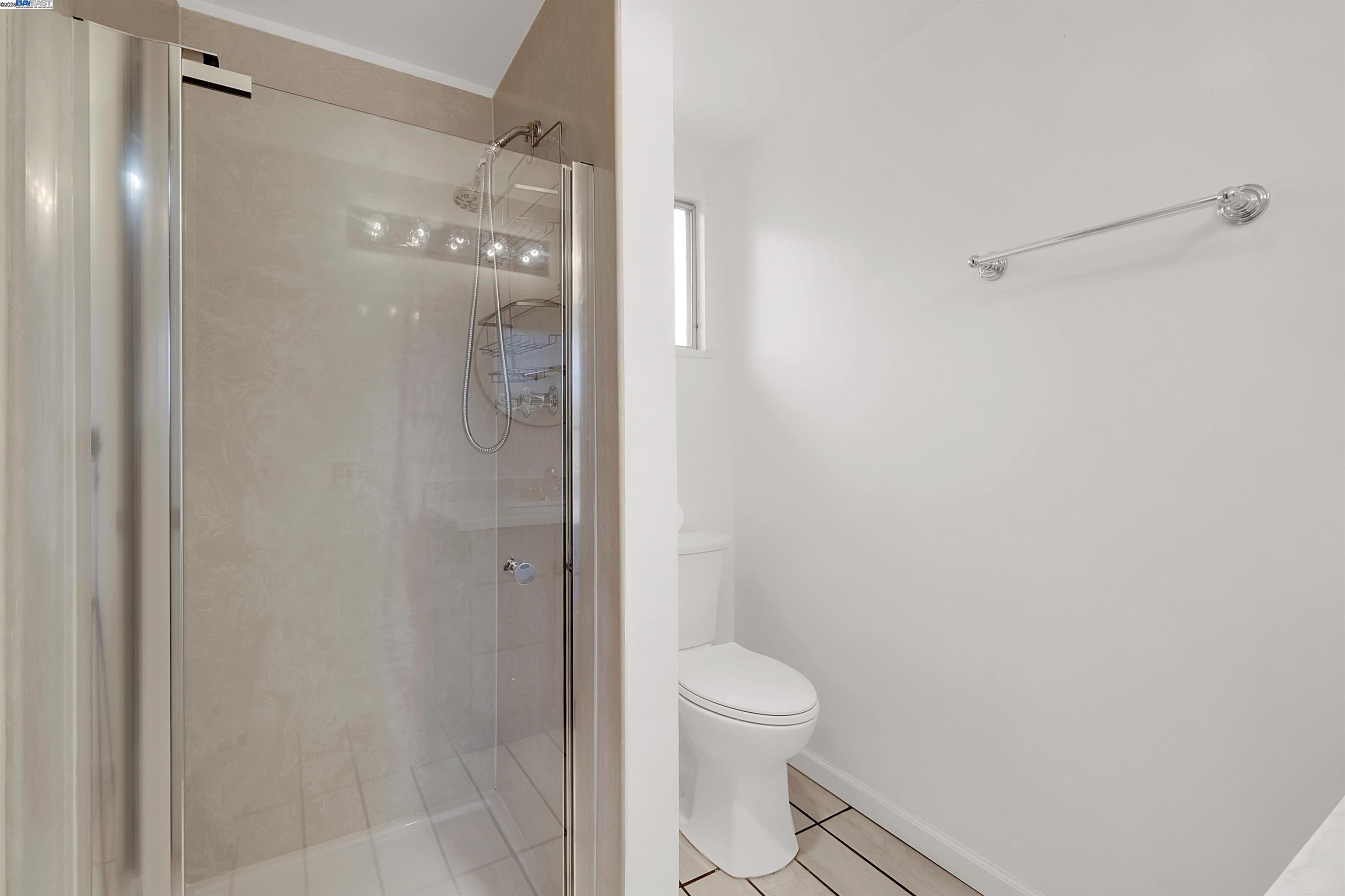 Detail Gallery Image 18 of 30 For 27426 Patrick Ave, Hayward,  CA 94544 - 3 Beds | 2 Baths