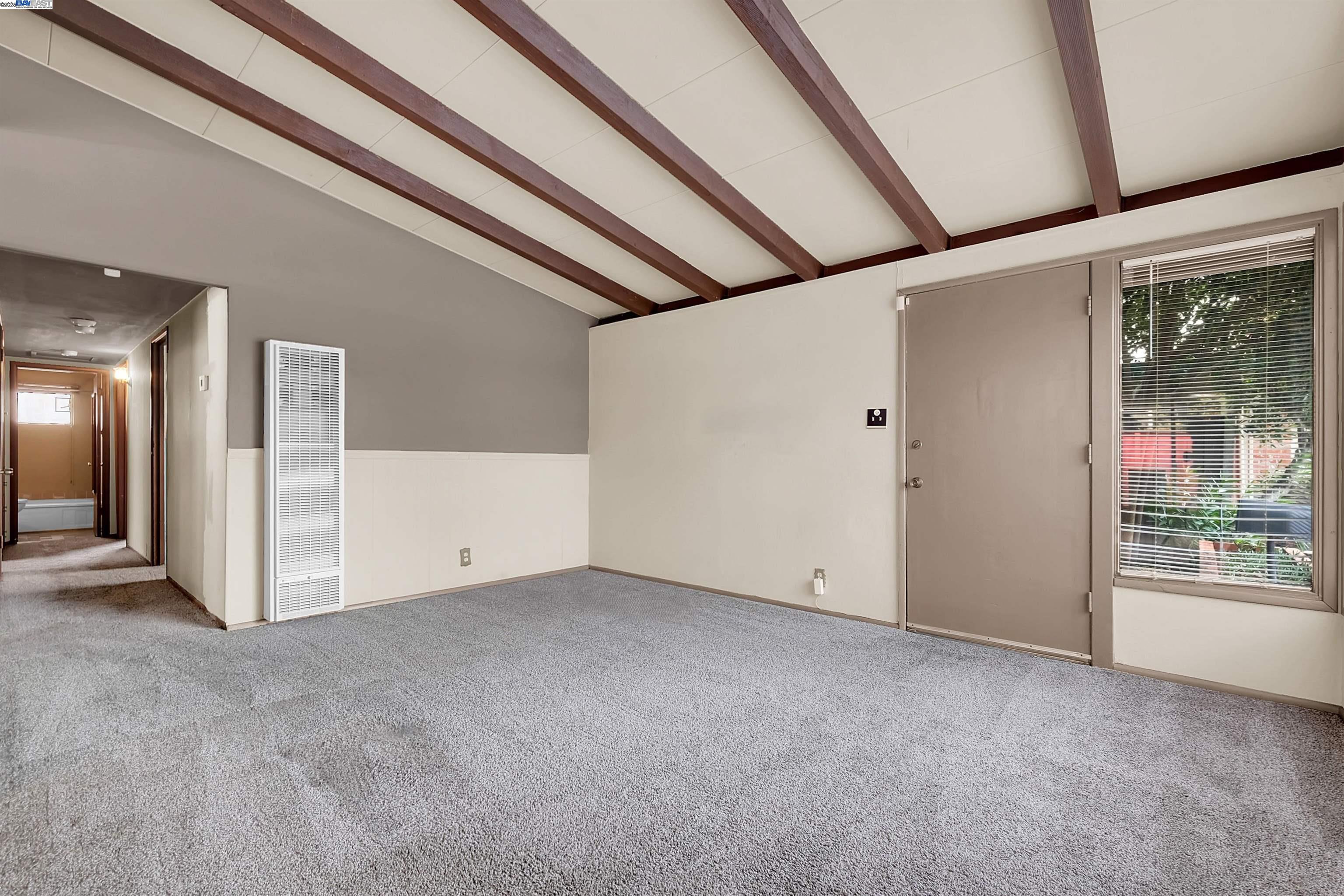 Detail Gallery Image 4 of 30 For 27426 Patrick Ave, Hayward,  CA 94544 - 3 Beds | 2 Baths