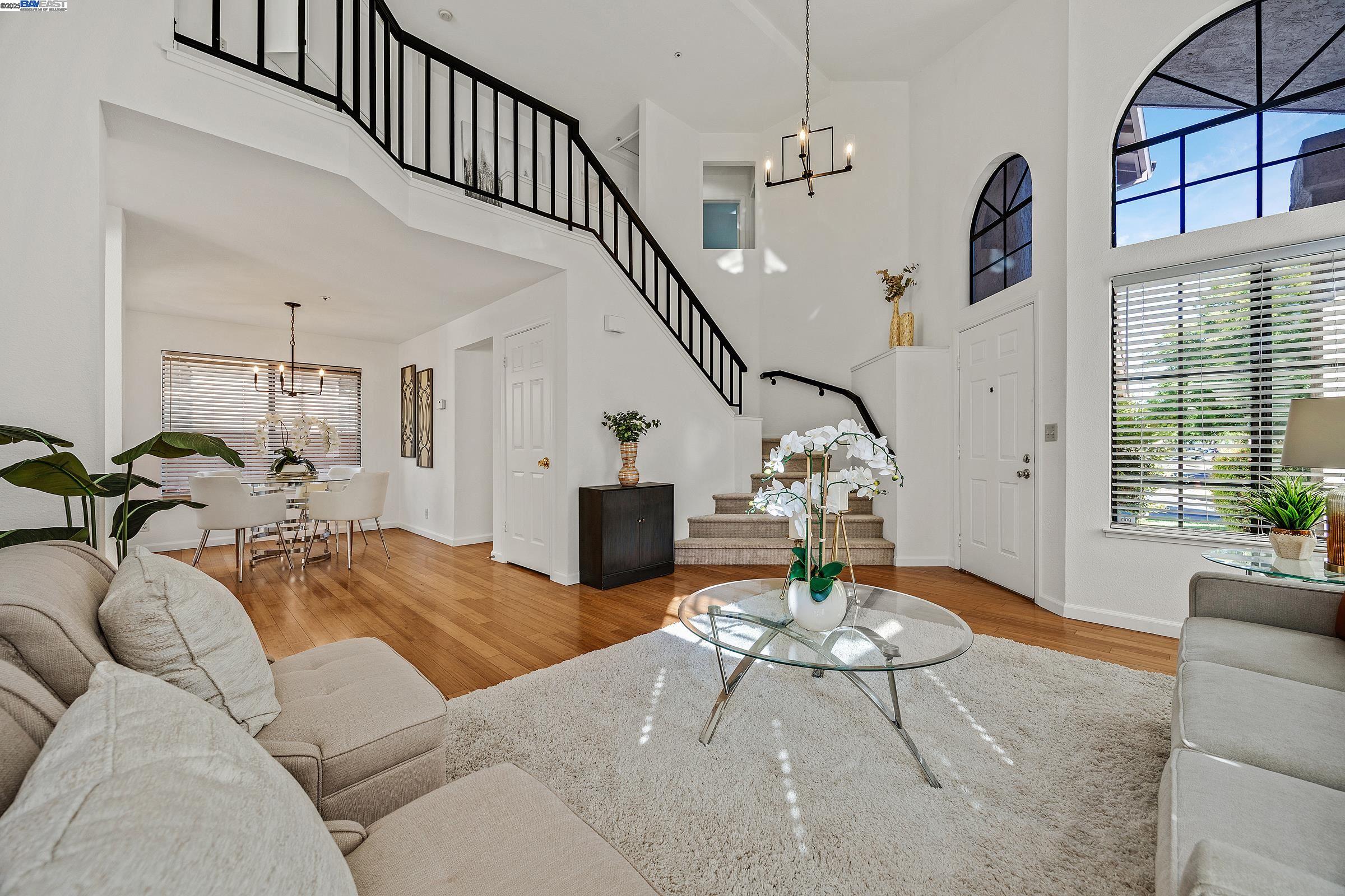 Detail Gallery Image 4 of 29 For 4674 Kimberley Cmn, Livermore,  CA 94550 - 3 Beds | 2/1 Baths