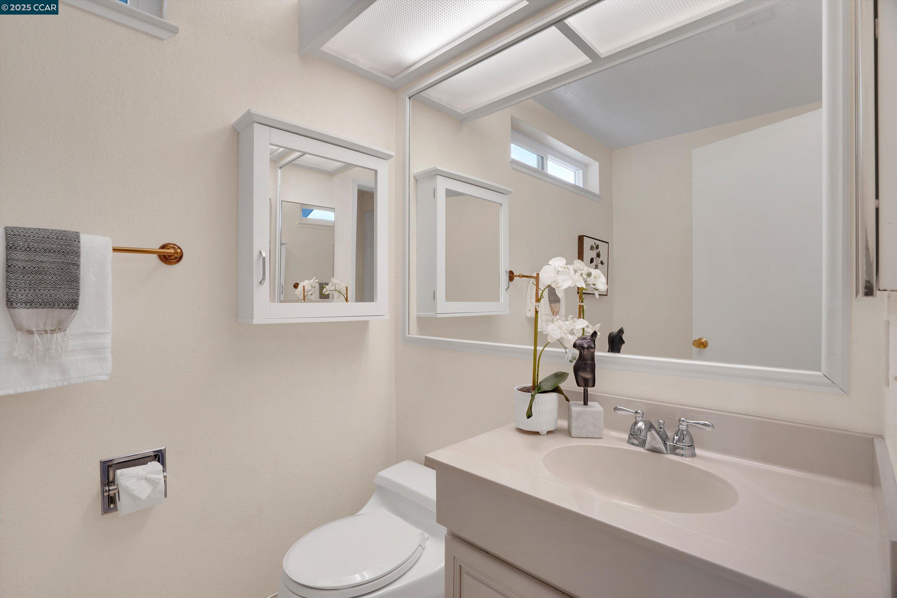 Detail Gallery Image 28 of 45 For 1112 Dennis Ct, Rodeo,  CA 94572 - 4 Beds | 3 Baths