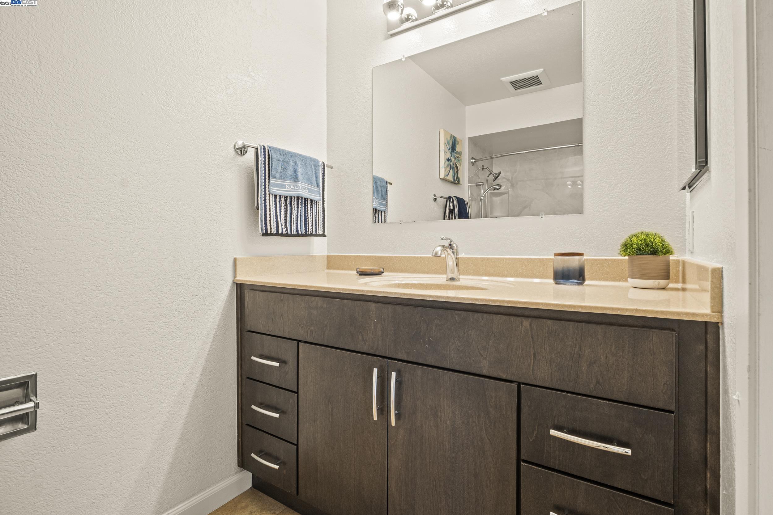 Photo #17: 41115005 Listing: Photo #17