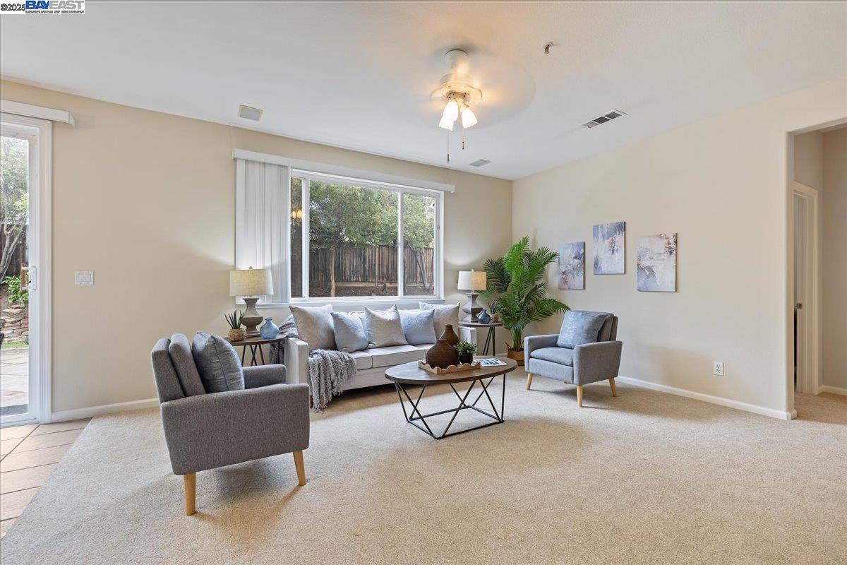 Detail Gallery Image 13 of 37 For 1429 Winding Stream Dr, Livermore,  CA 94551 - 4 Beds | 3 Baths