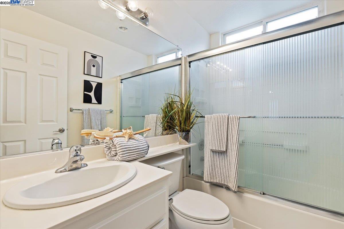 Detail Gallery Image 27 of 37 For 1429 Winding Stream Dr, Livermore,  CA 94551 - 4 Beds | 3 Baths