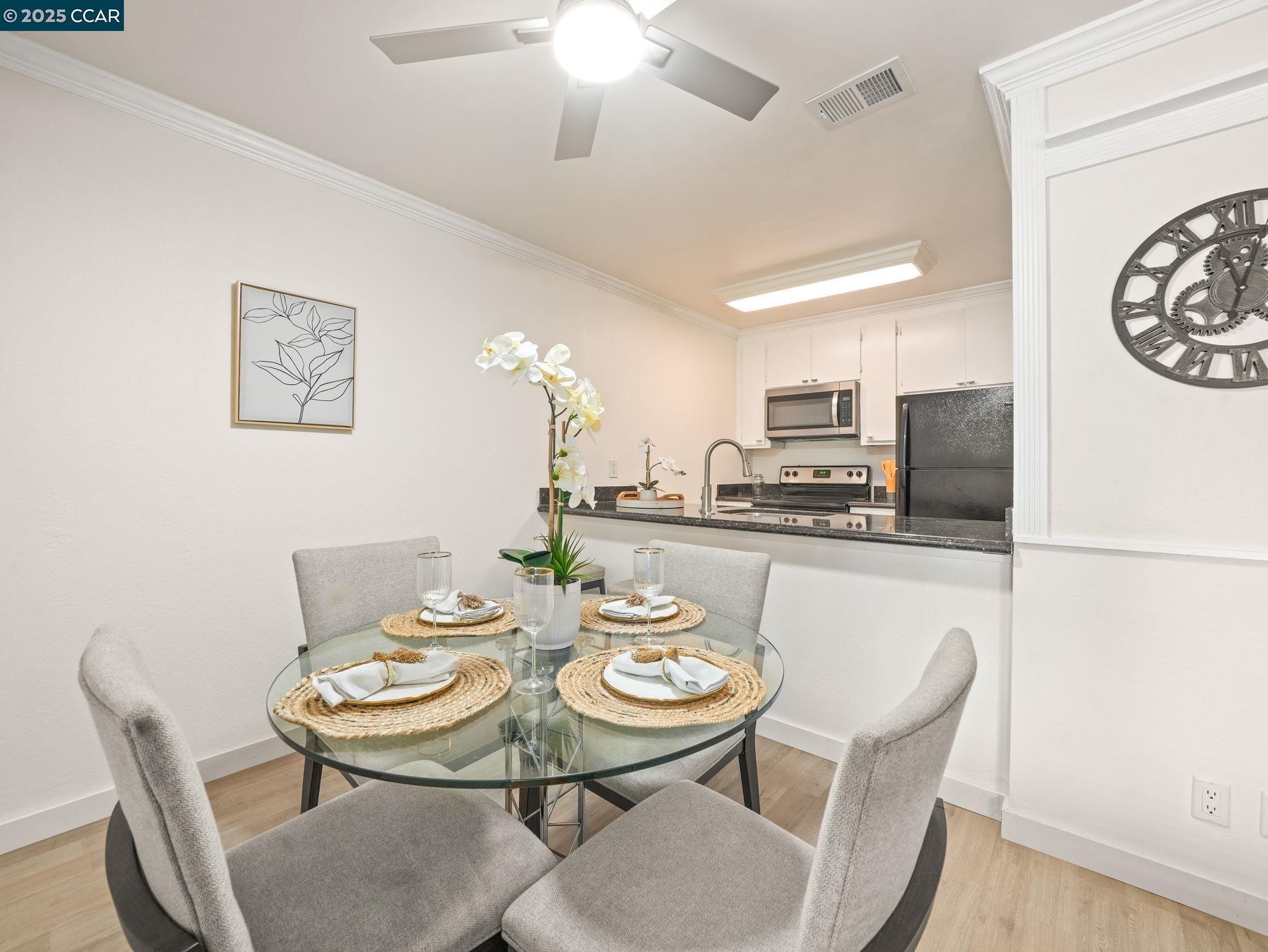 Photo #5: 41115014 Listing 