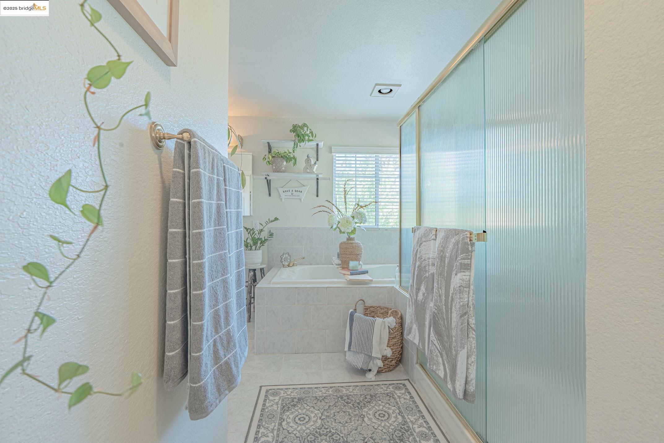 Detail Gallery Image 16 of 60 For 2245 Mills Ct, San Andreas,  CA 95249 - 4 Beds | 3/1 Baths