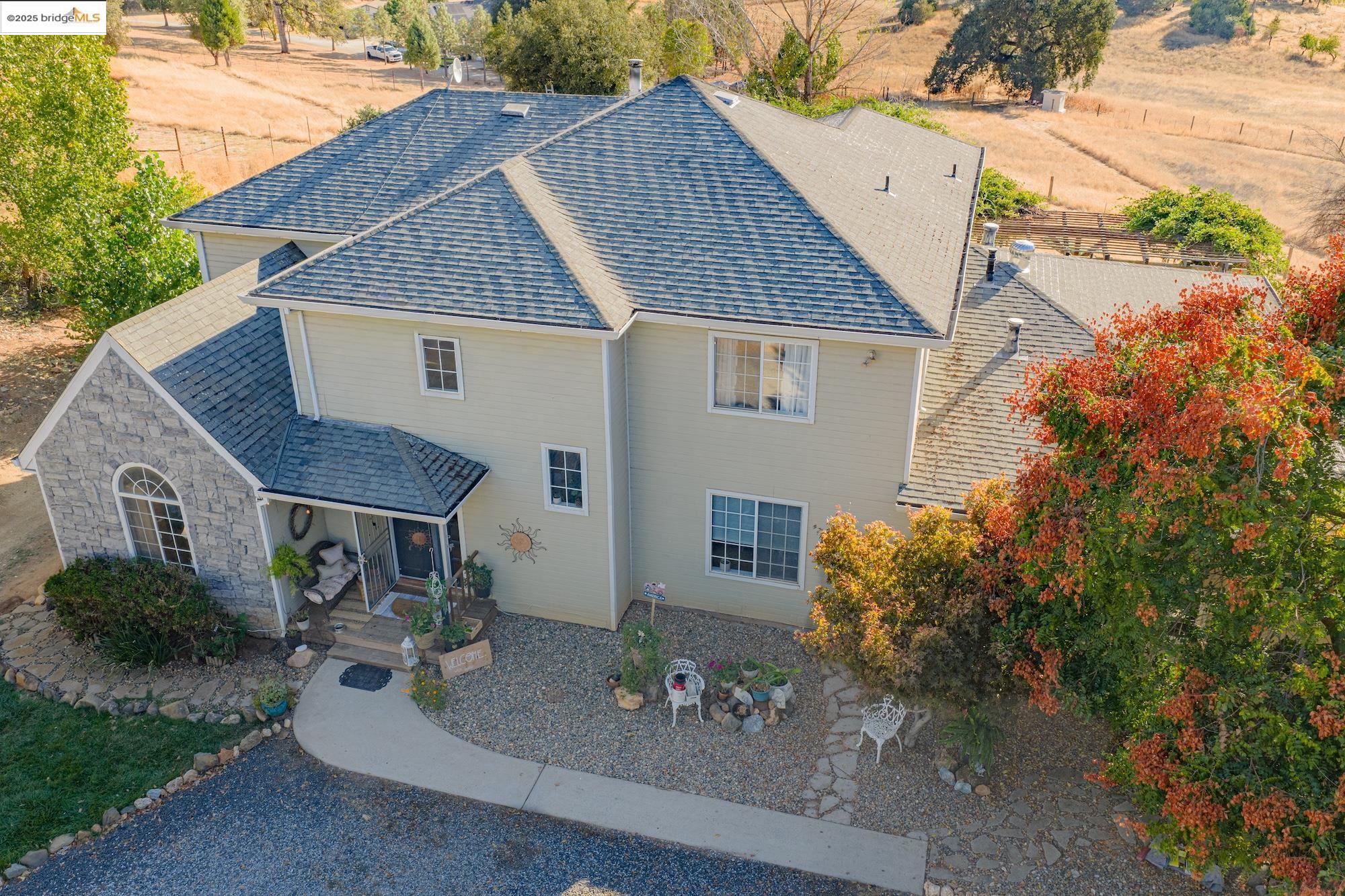 Detail Gallery Image 5 of 60 For 2245 Mills Ct, San Andreas,  CA 95249 - 4 Beds | 3/1 Baths