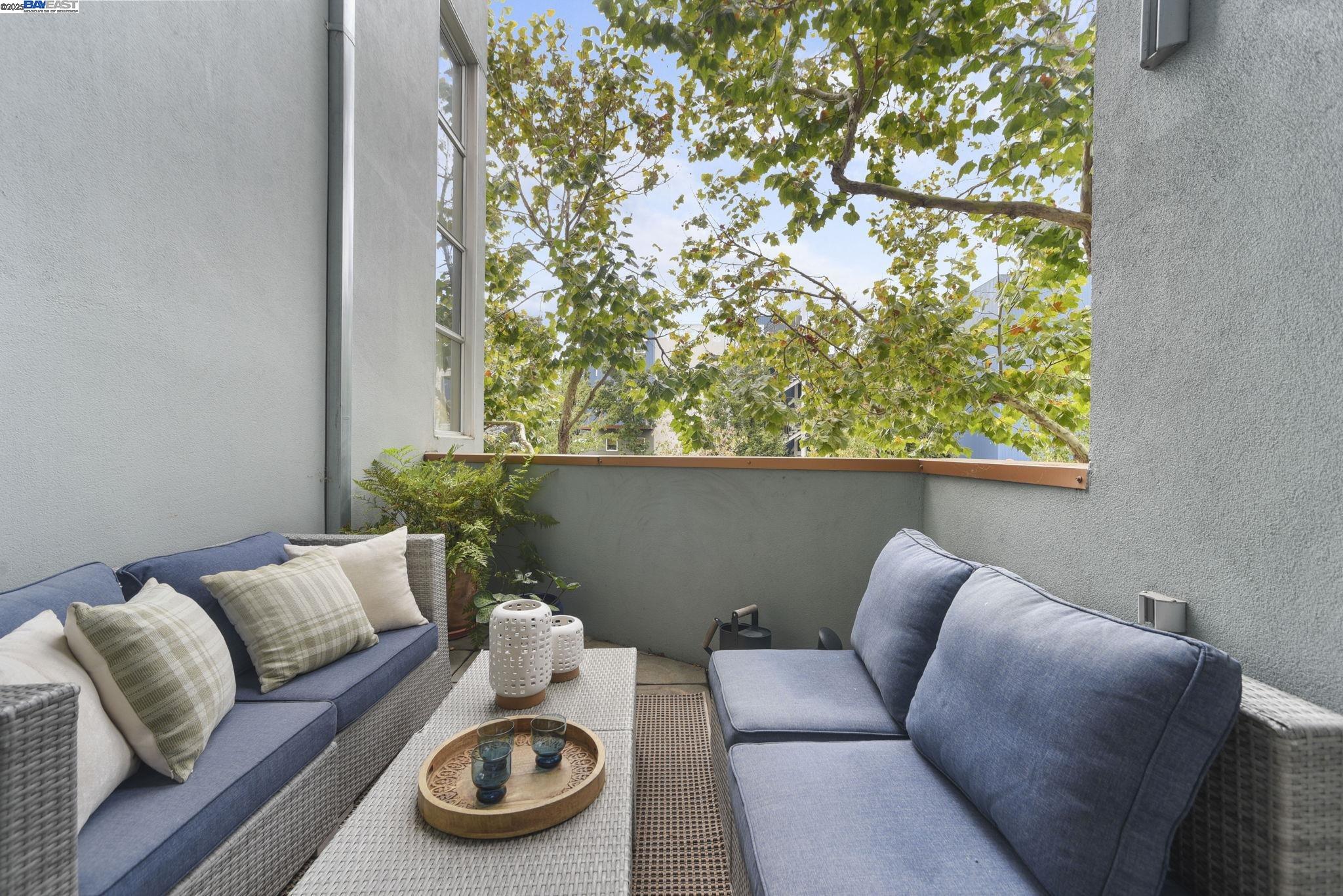 Detail Gallery Image 17 of 47 For 3960 Adeline St #107,  Emeryville,  CA 94608 - 1 Beds | 1/1 Baths