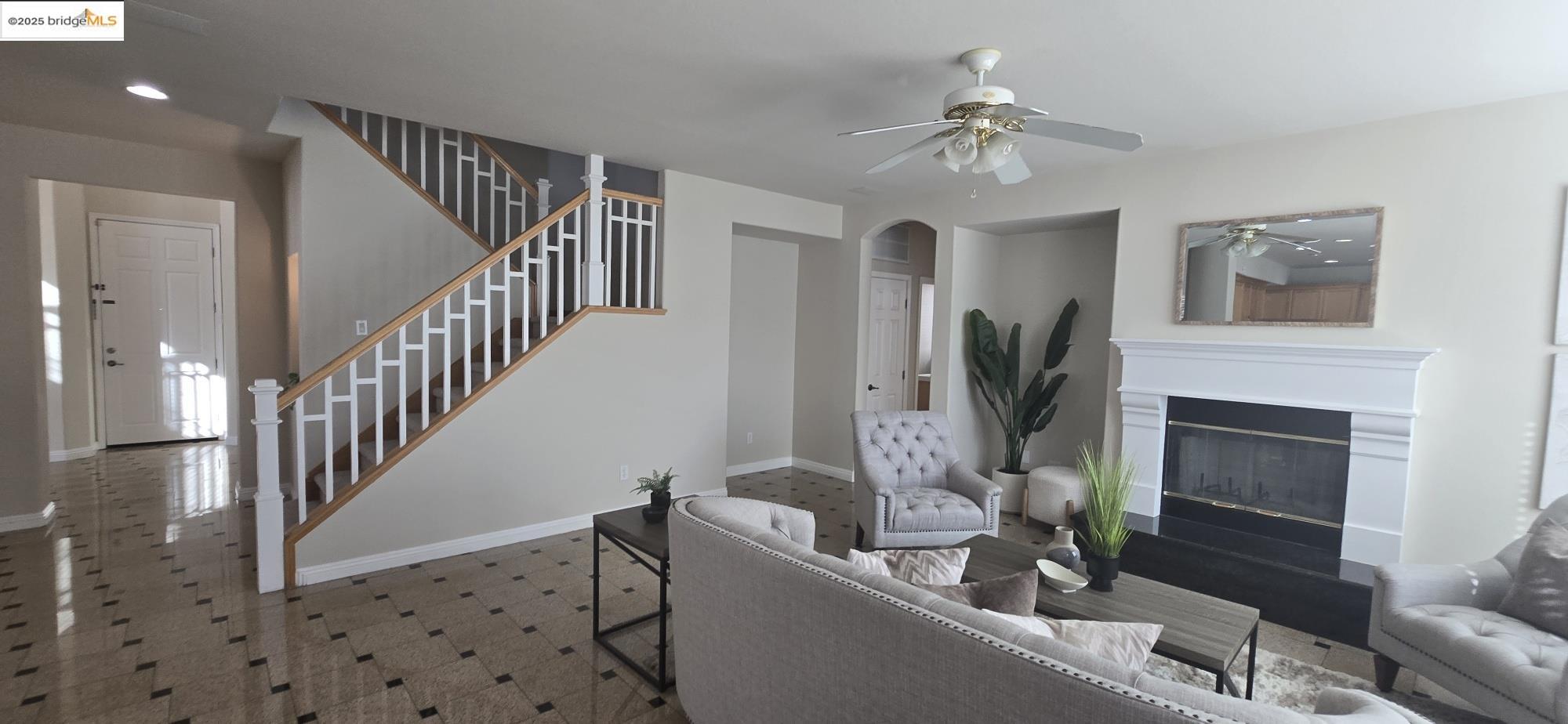 Detail Gallery Image 14 of 37 For 3210 Bear Ridge Way, Antioch,  CA 94531 - 5 Beds | 3 Baths