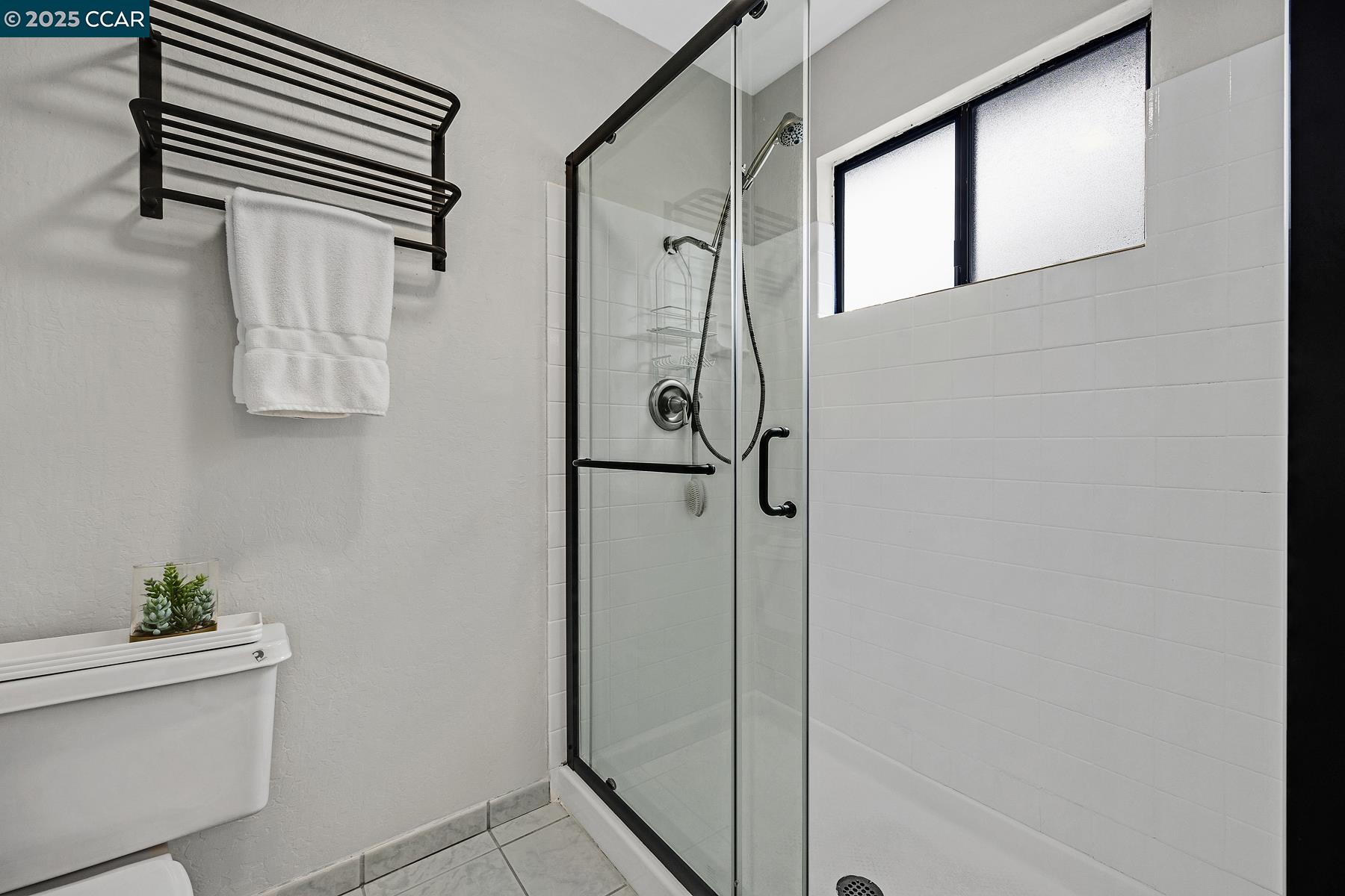 Photo #17: 41115027 Listing: Photo #17