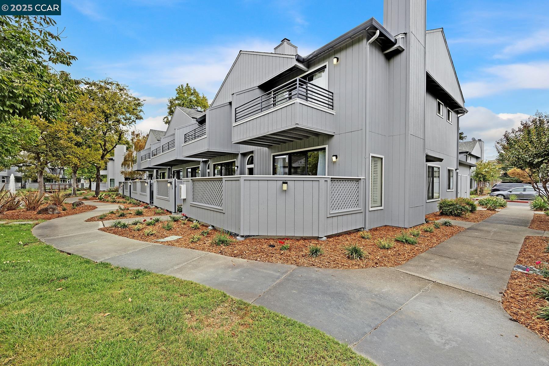 Photo #3: 41115027 Listing 