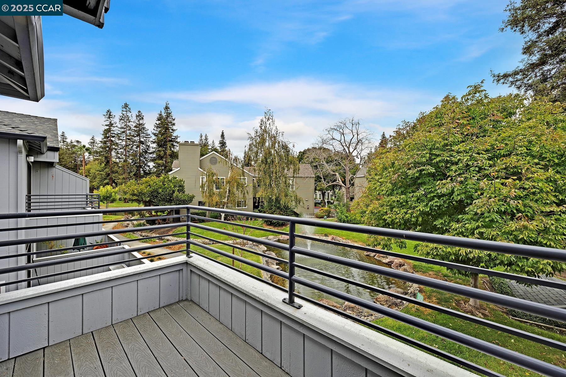 Photo #5: 41115027 Listing 