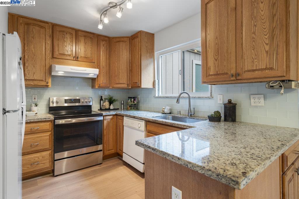 Photo #11: 41115034 Listing: Photo #11