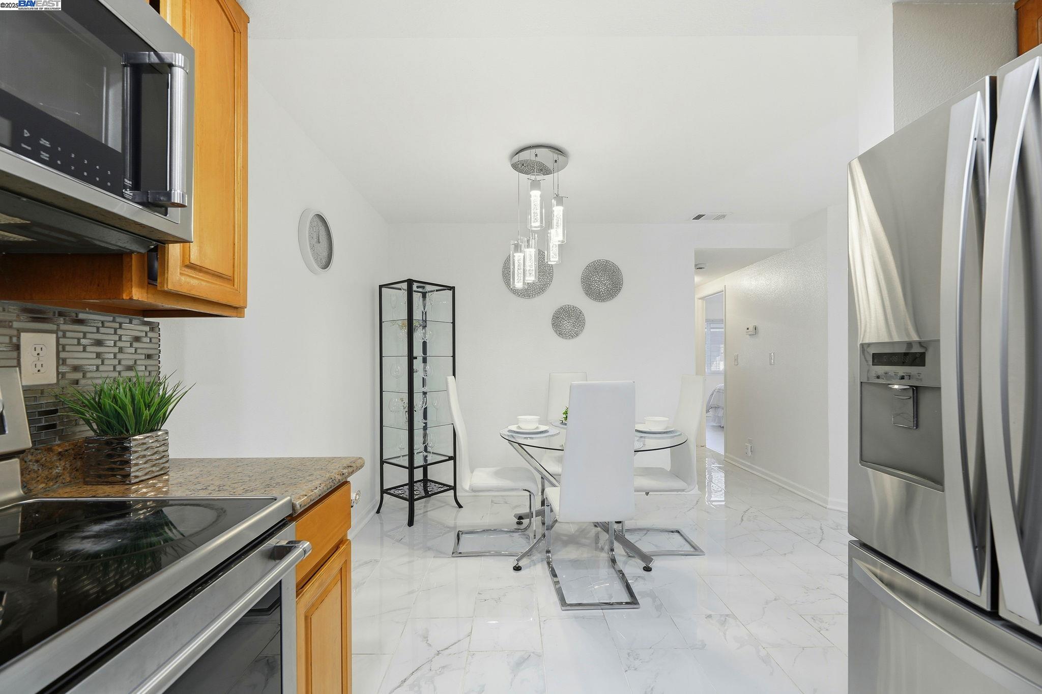 Photo #6: 41115042 Listing 