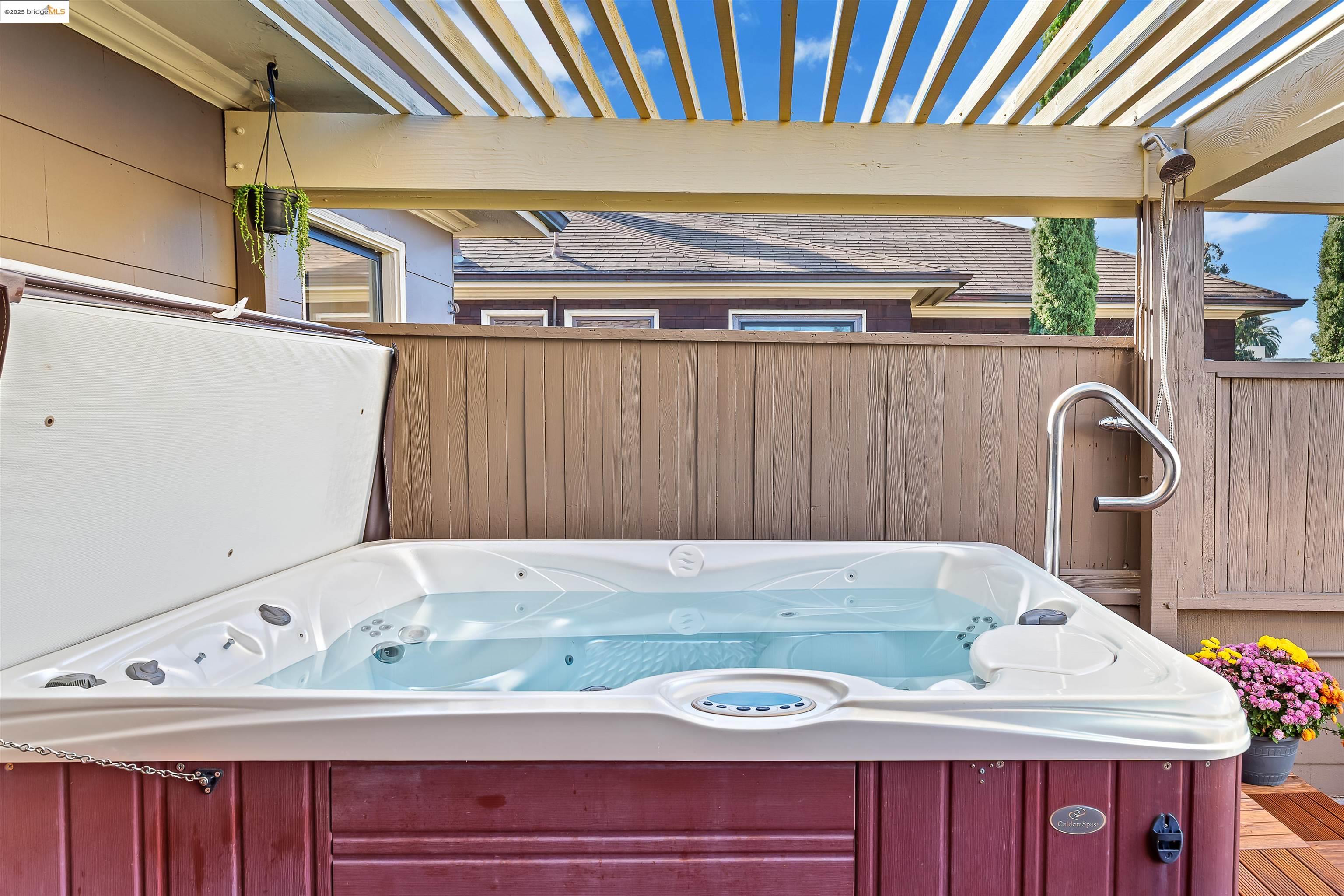 Detail Gallery Image 22 of 39 For 1512 Walnut St, Berkeley,  CA 94709 - – Beds | – Baths