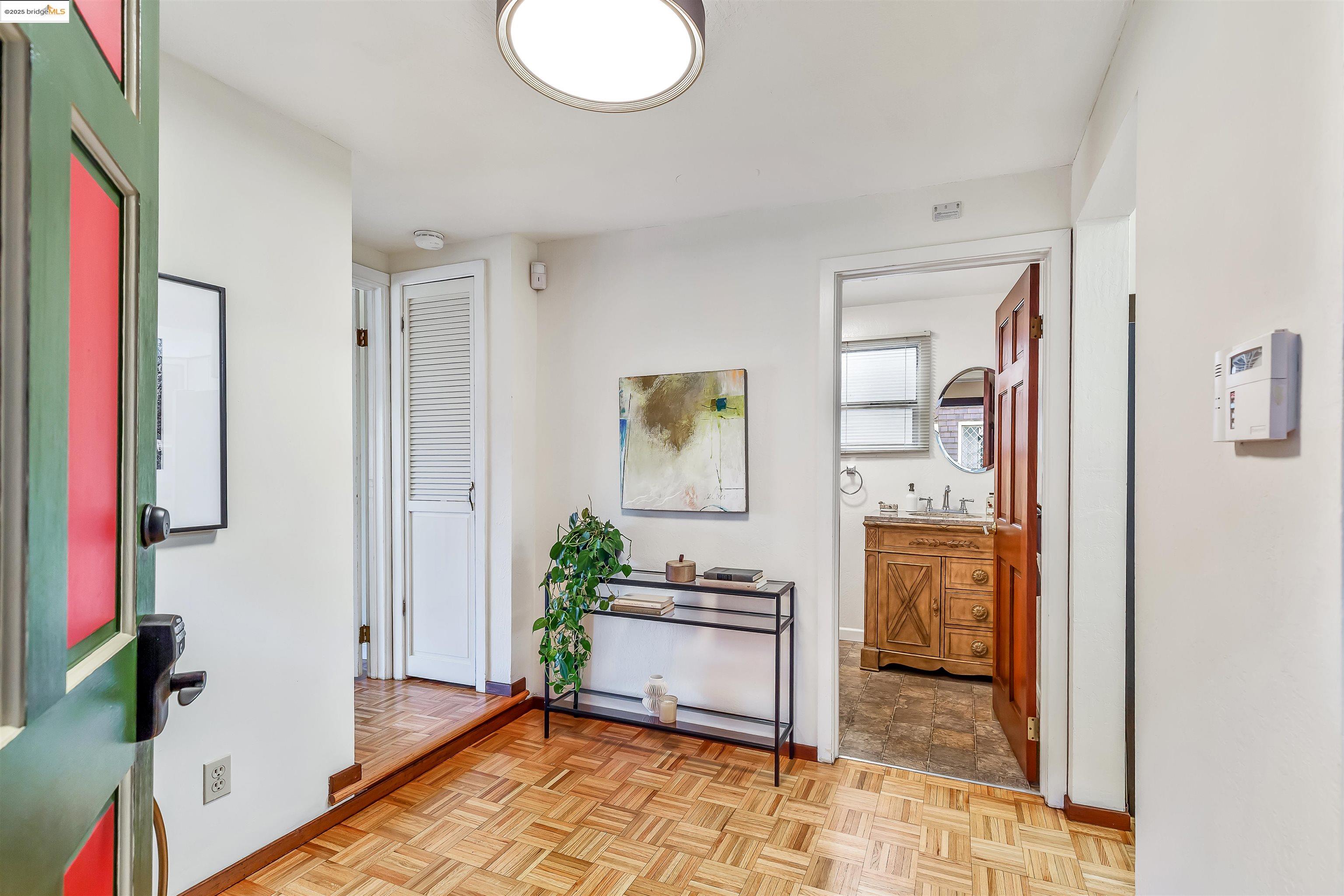 Detail Gallery Image 23 of 39 For 1512 Walnut St, Berkeley,  CA 94709 - – Beds | – Baths