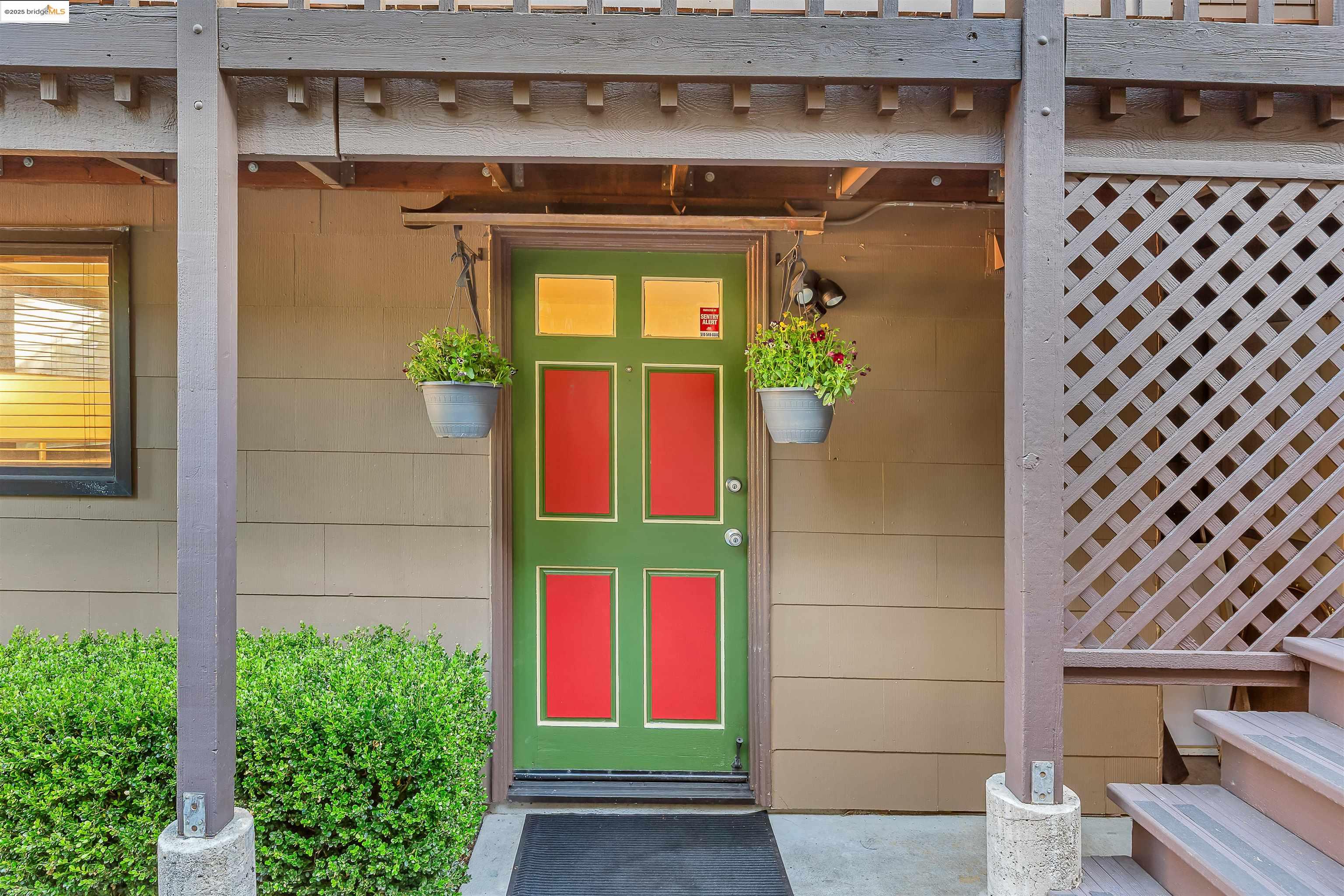 Detail Gallery Image 34 of 39 For 1512 Walnut St, Berkeley,  CA 94709 - – Beds | – Baths